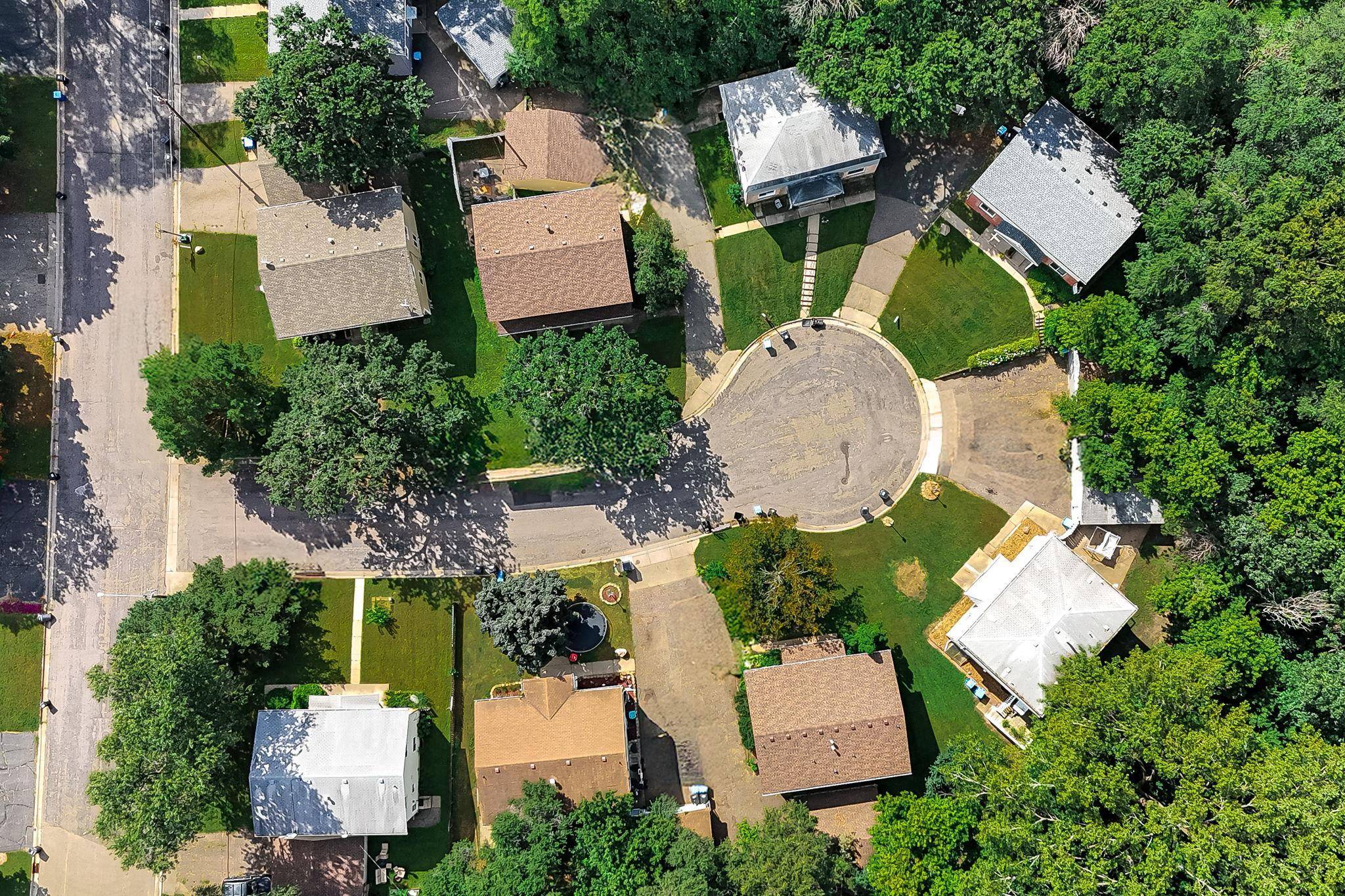 508 Shadyside CIR, Hopkins, MN 55343