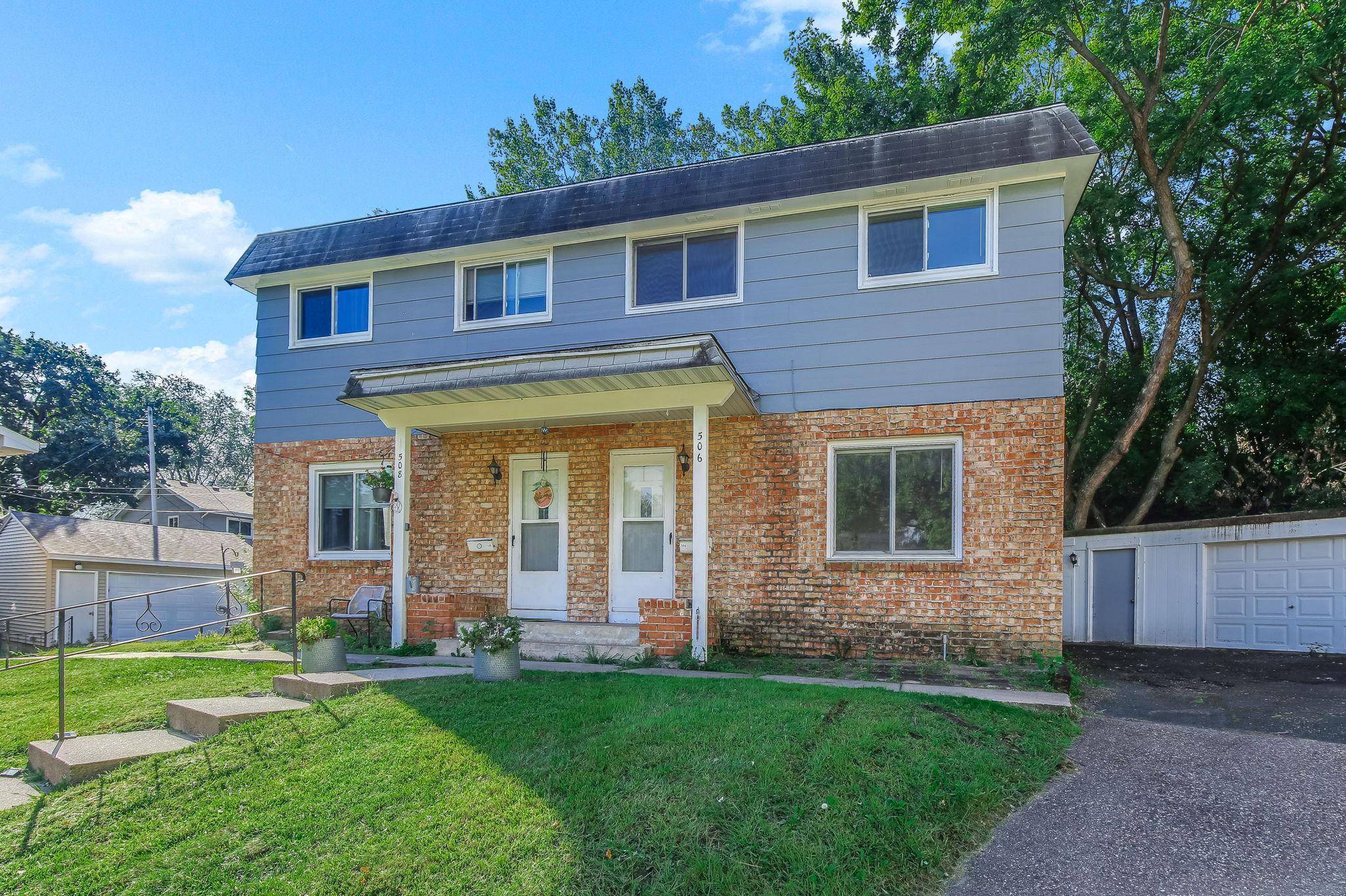 508 Shadyside CIR, Hopkins, MN 55343
