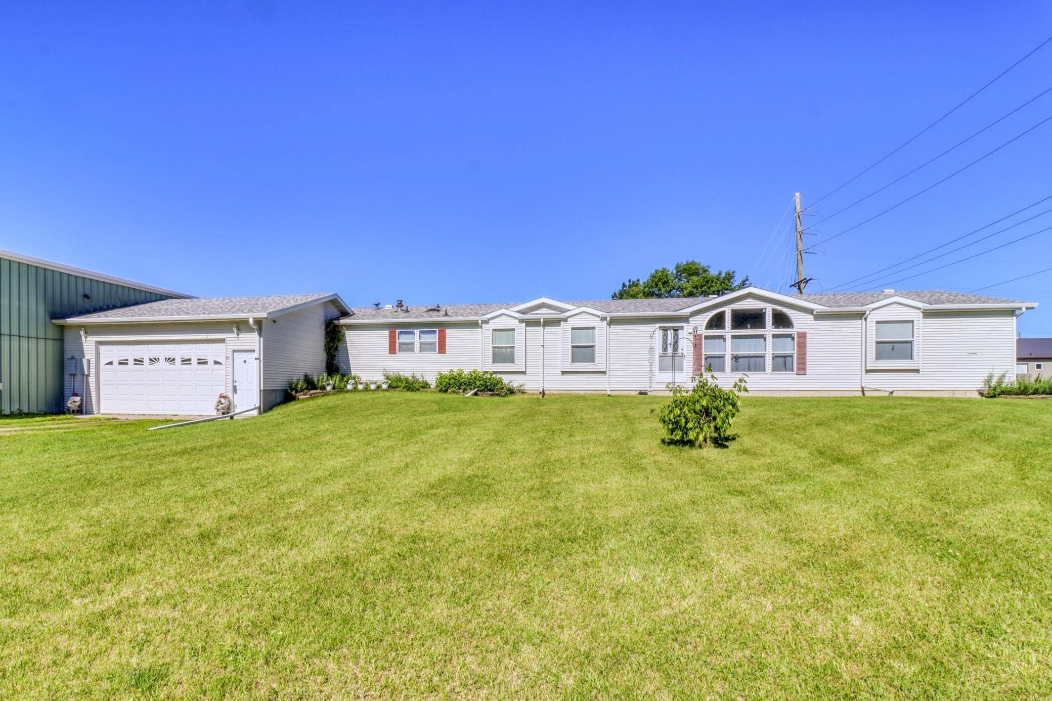 325 1 ST SW, Ulen, MN 56585