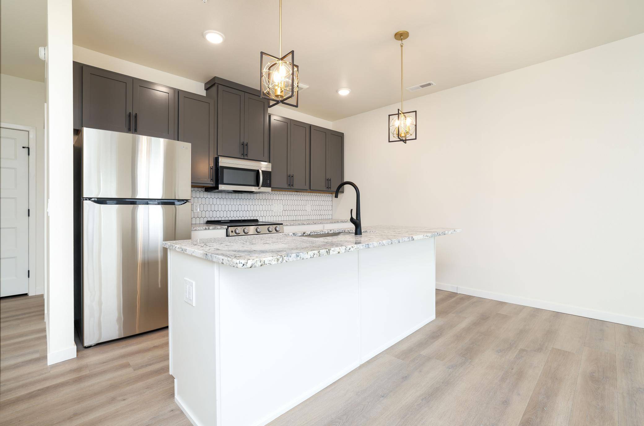 28 7th ST NE #Vertex, Rochester, MN 55906