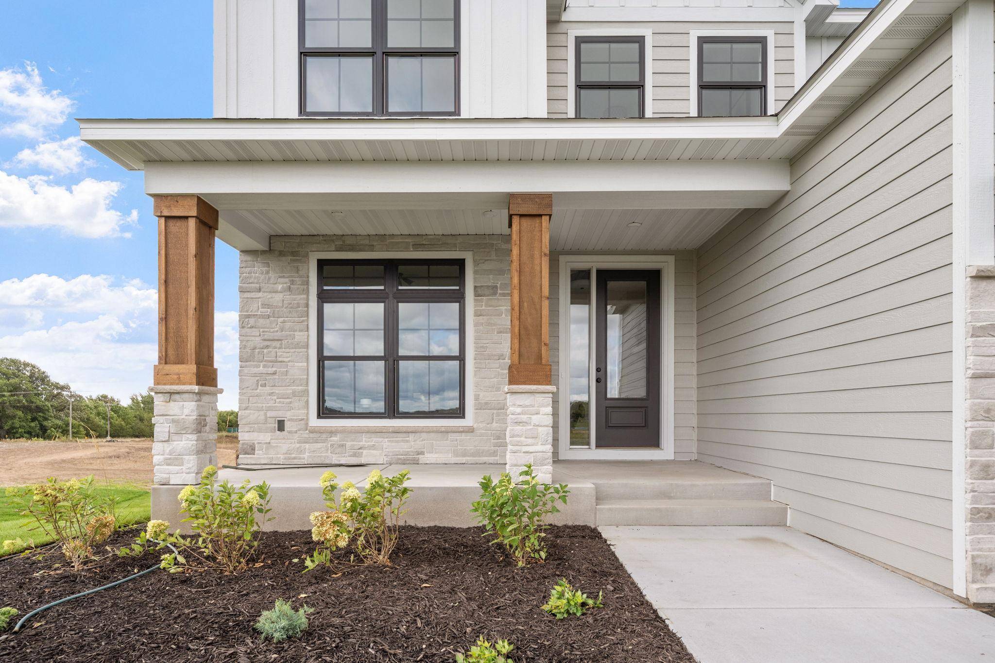 17855 Urbank ST NE, Ham Lake, MN 55304