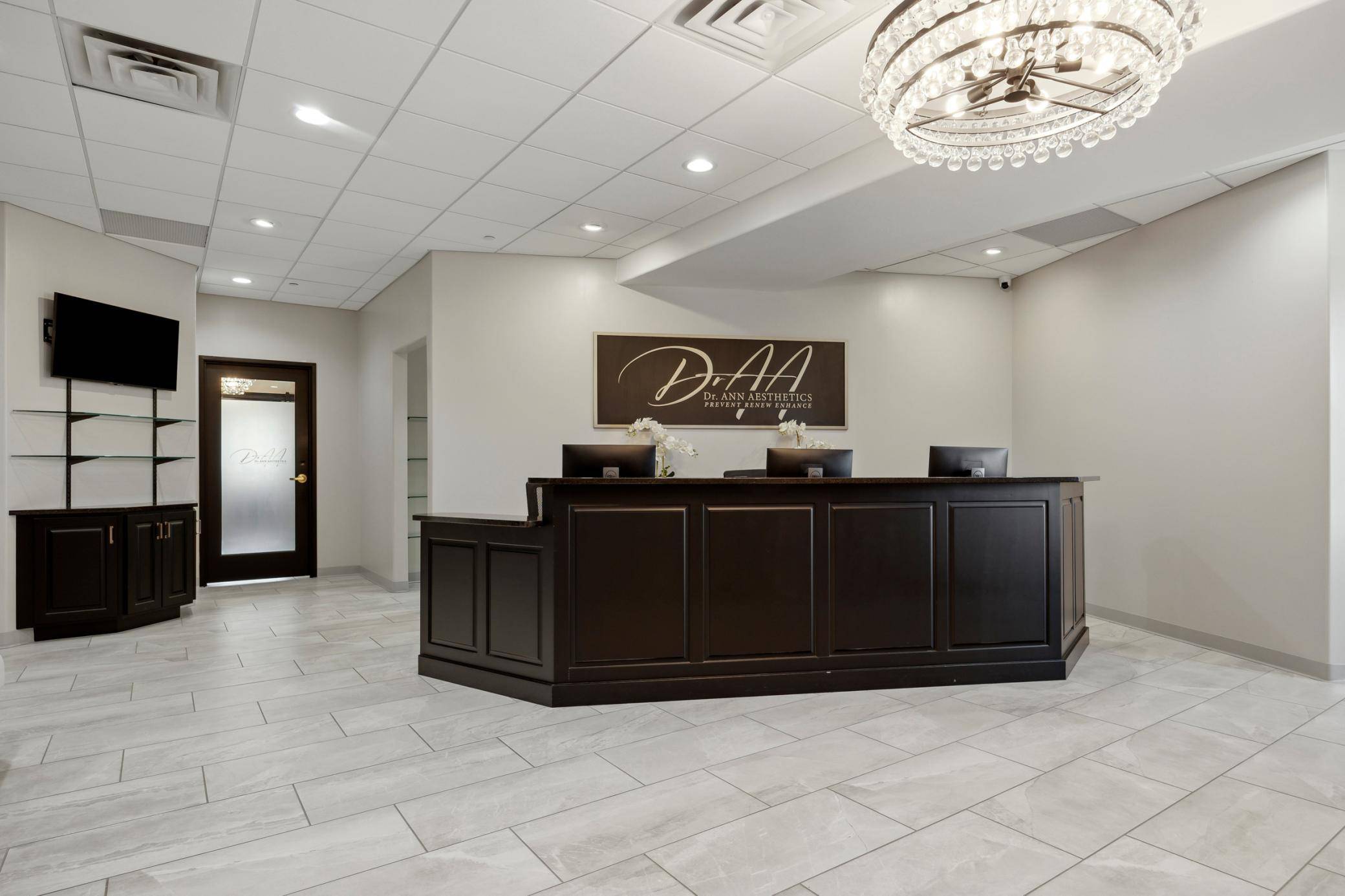 4420 Valley View RD, Edina, MN 55424