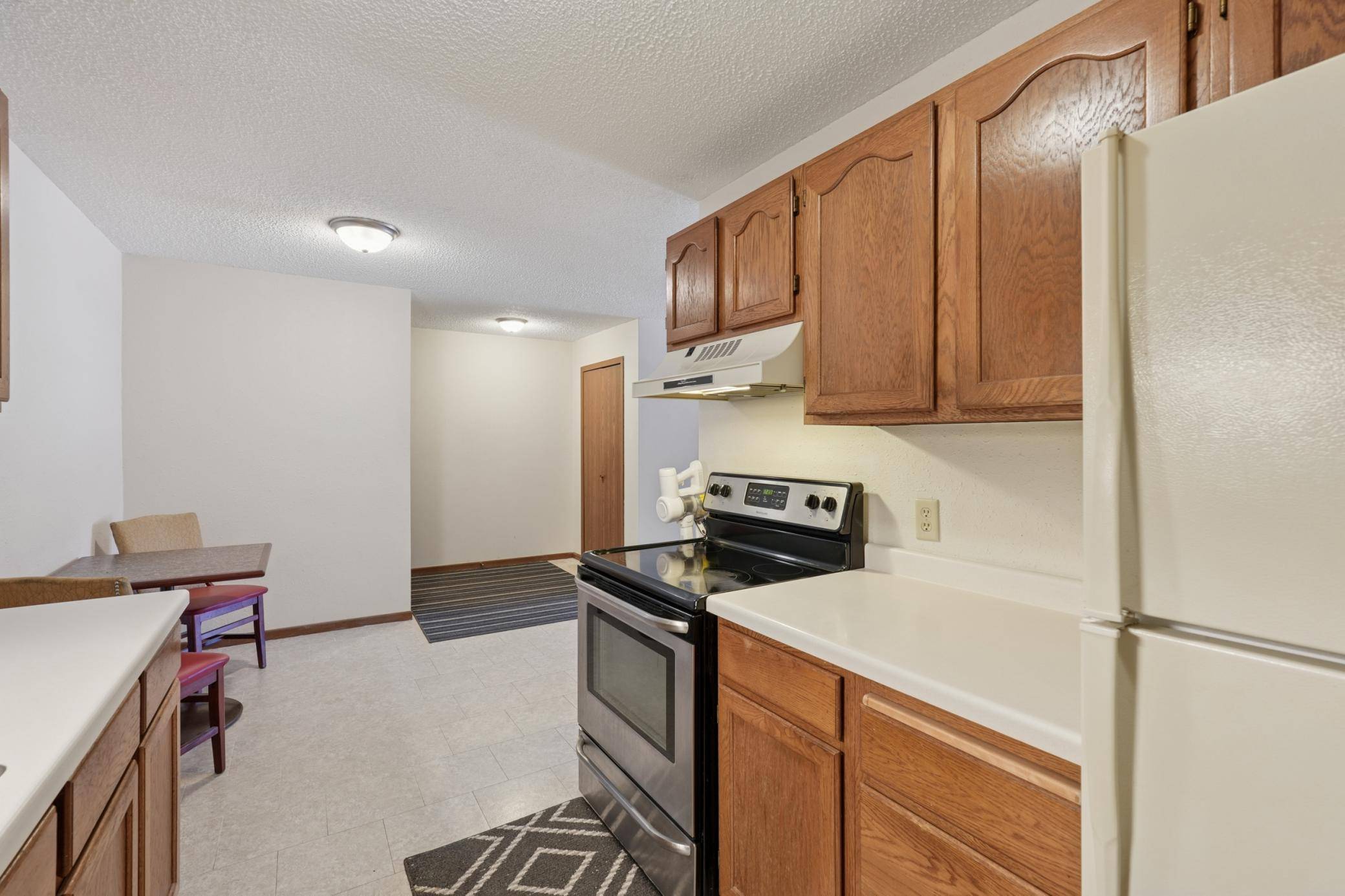 3125 Cory LN #208, Hastings, MN 55033
