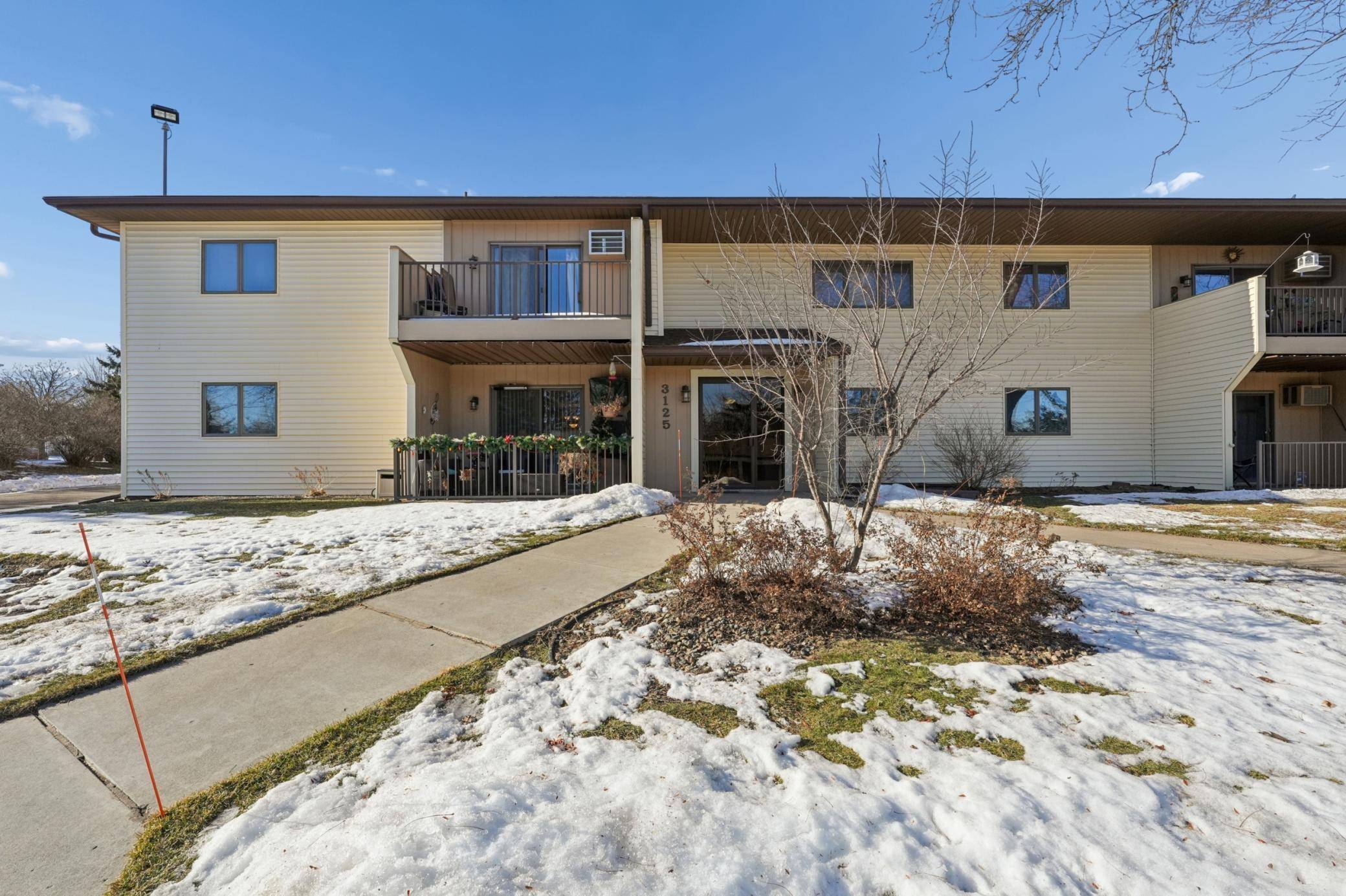 3125 Cory LN #208, Hastings, MN 55033