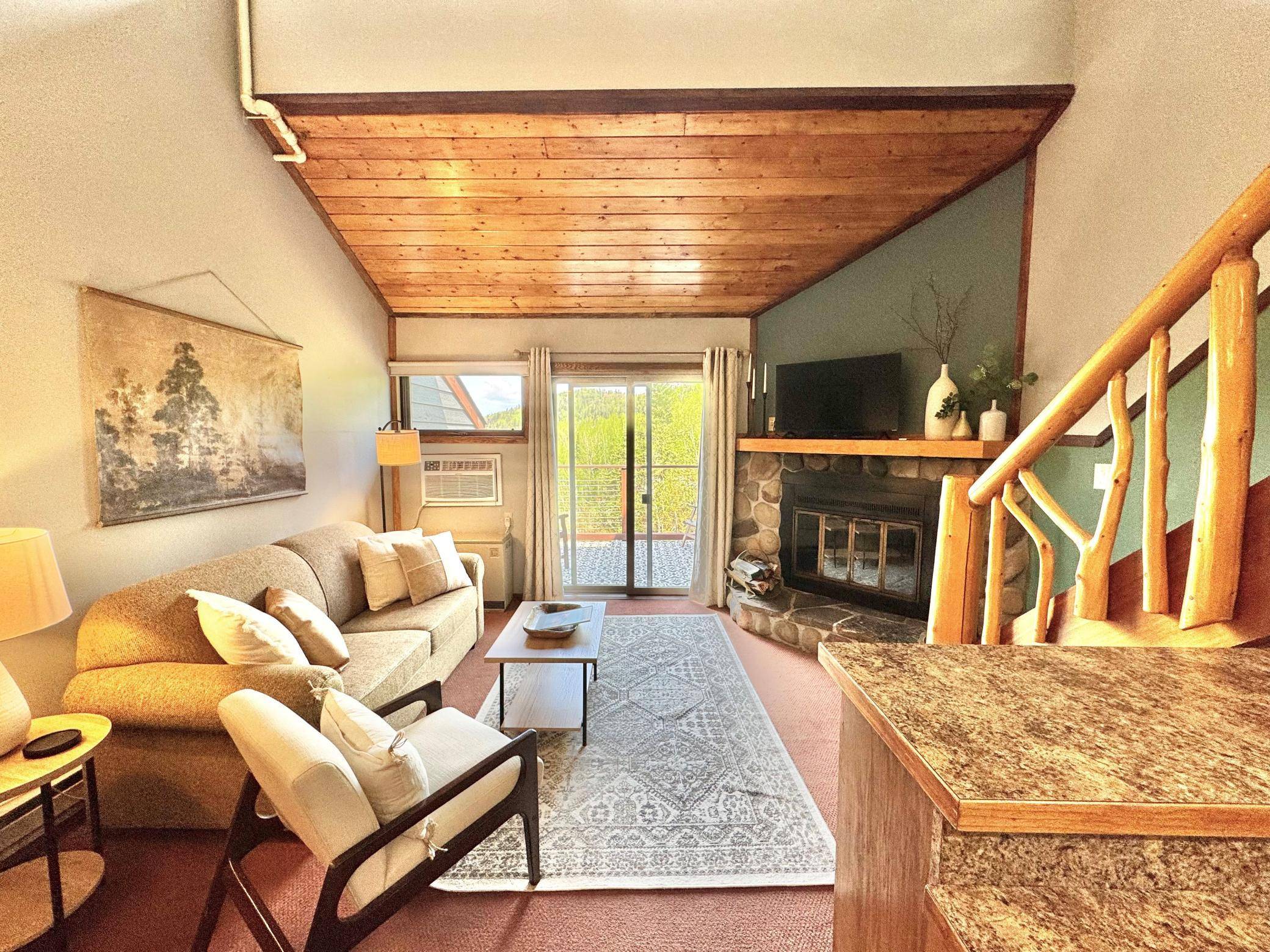 113 Bridge Run LN #A, Lutsen, MN 55612