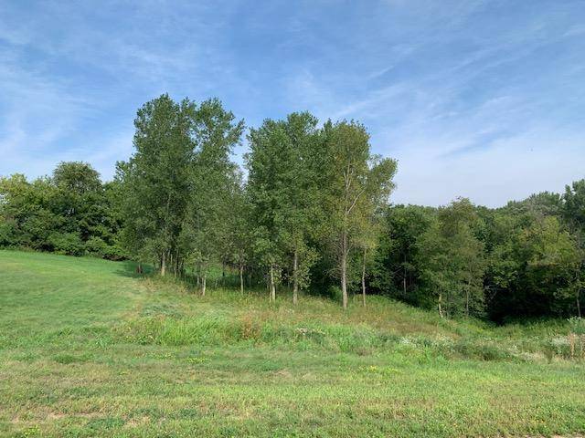 2951 Serenity LN NE, Rochester, MN 55906