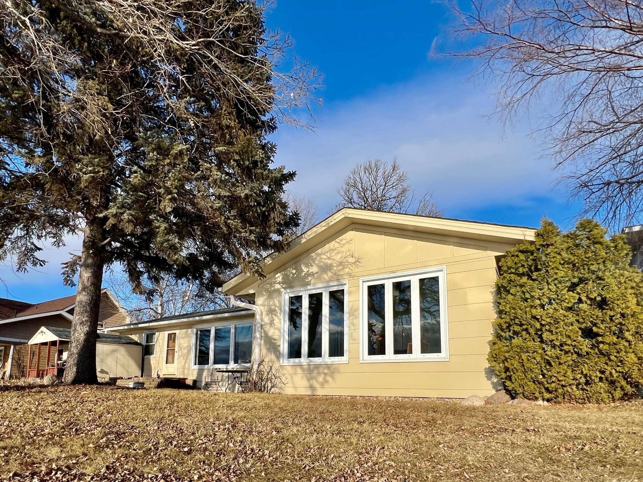 137 Mc Cloud ST, Ortonville, MN 56278