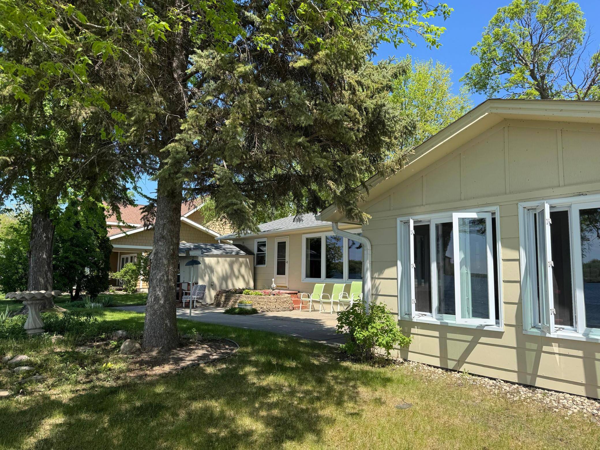 137 Mc Cloud ST, Ortonville, MN 56278