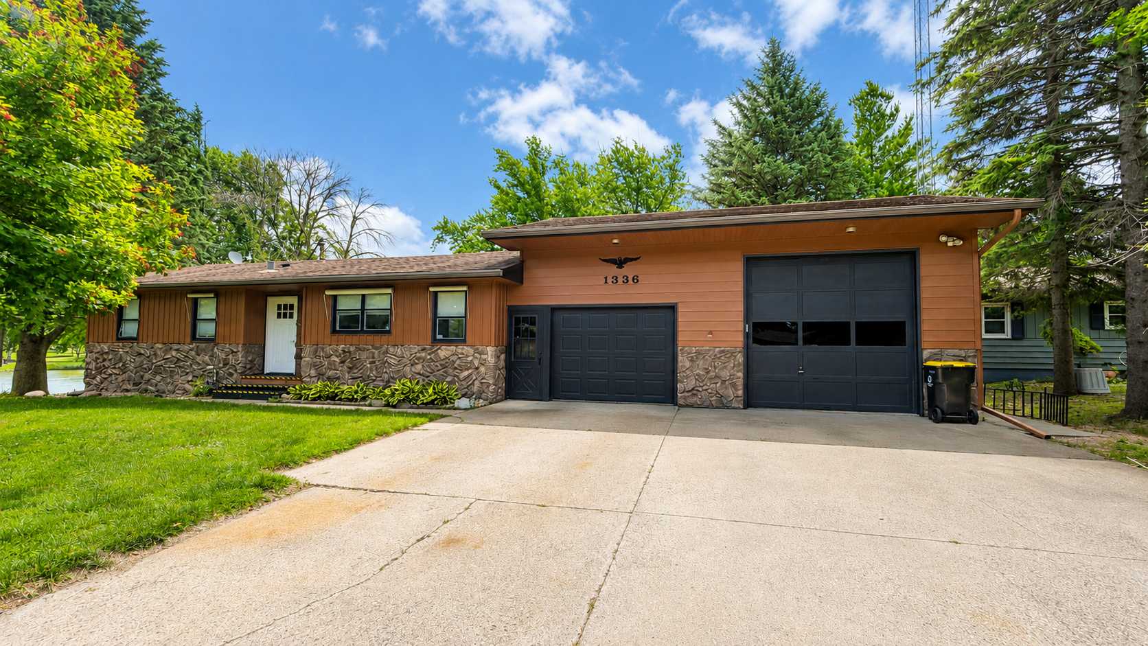 1336 Lucia AVE, Fairmont, MN 56031