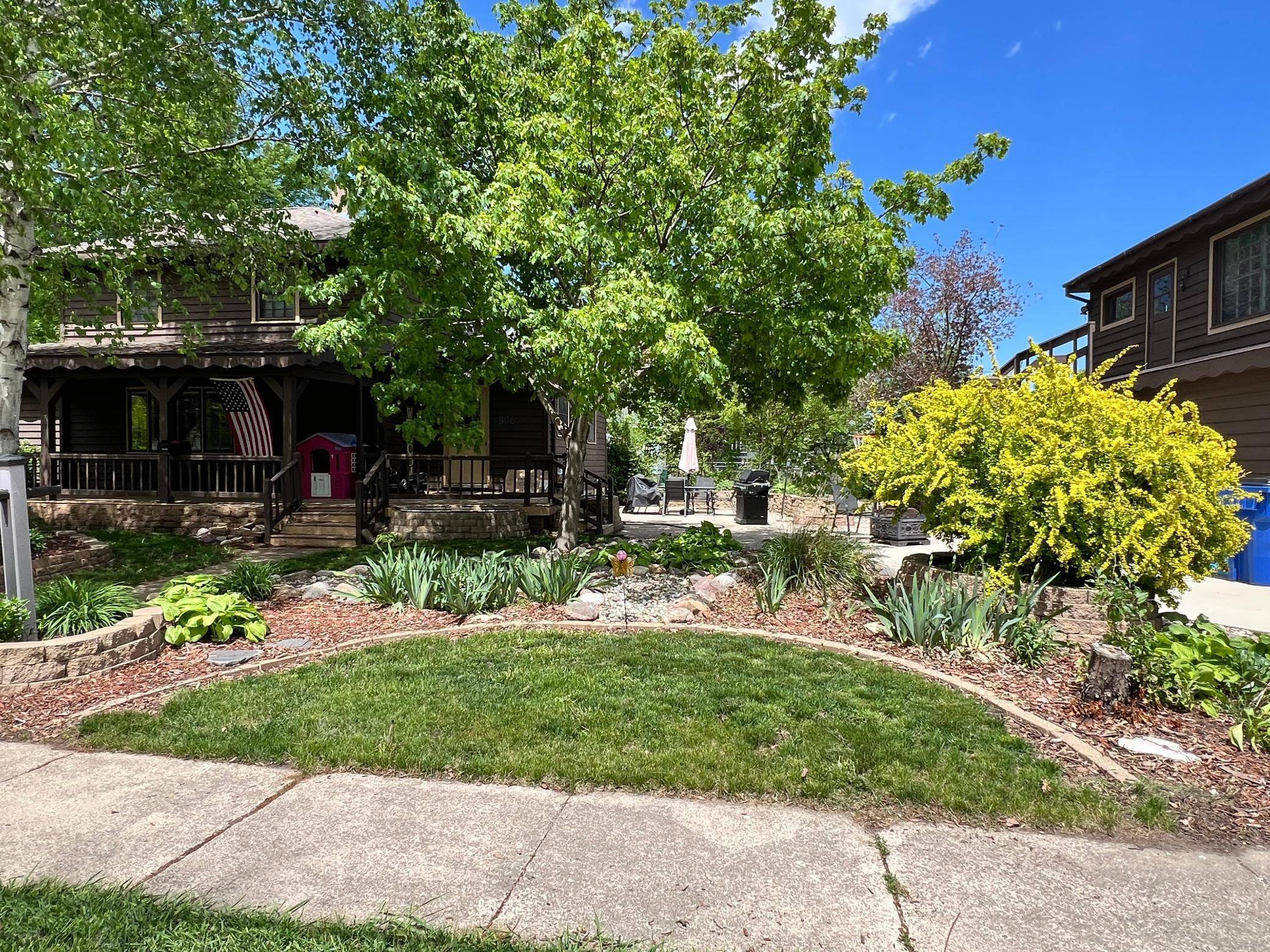 806 1st AVE, Madison, MN 56256