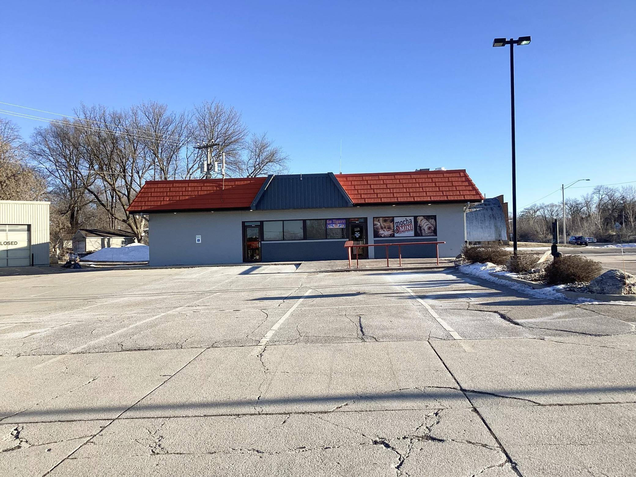 1317 Broadway AVE SE, Albert Lea, MN 56007