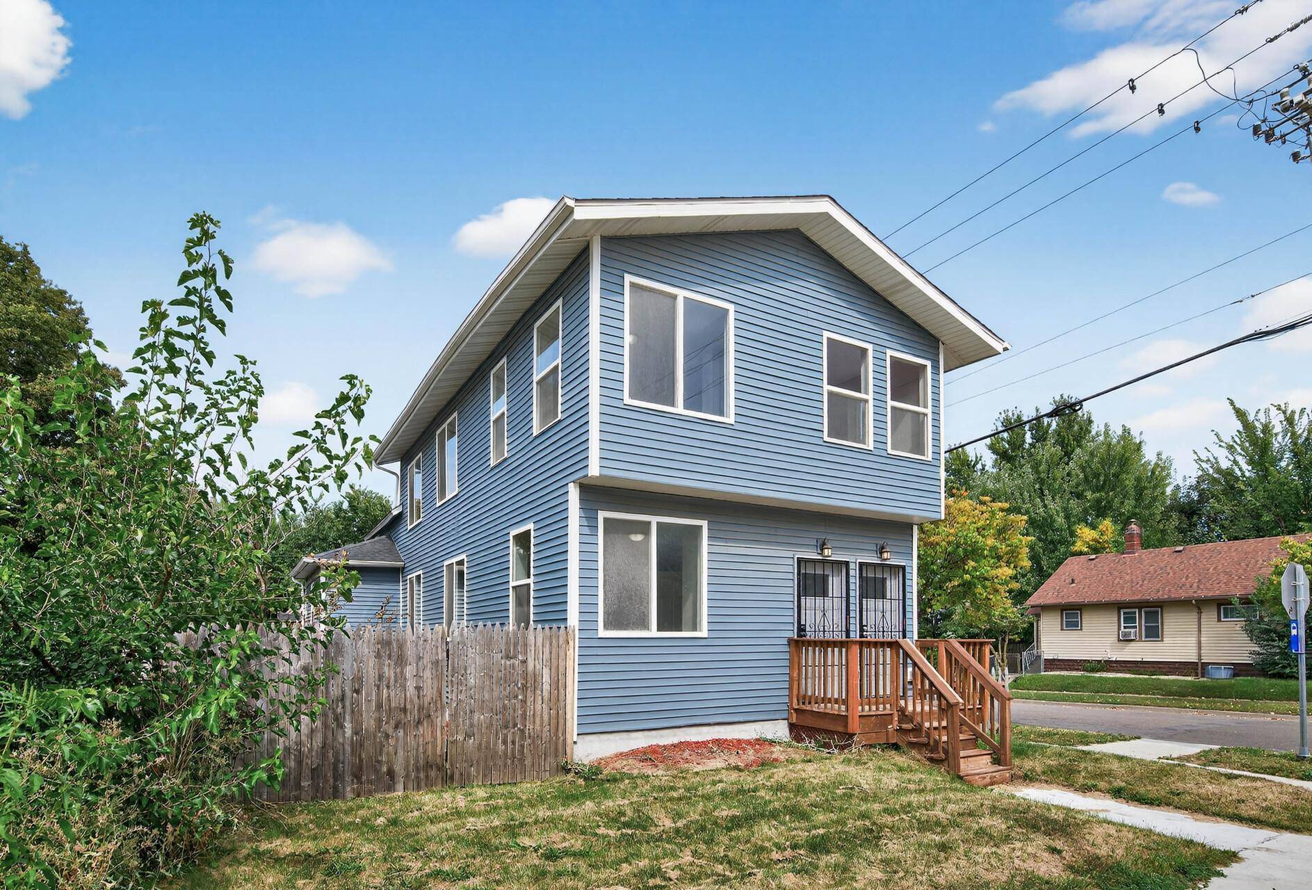 1235 Minnehaha AVE E, Saint Paul, MN 55106