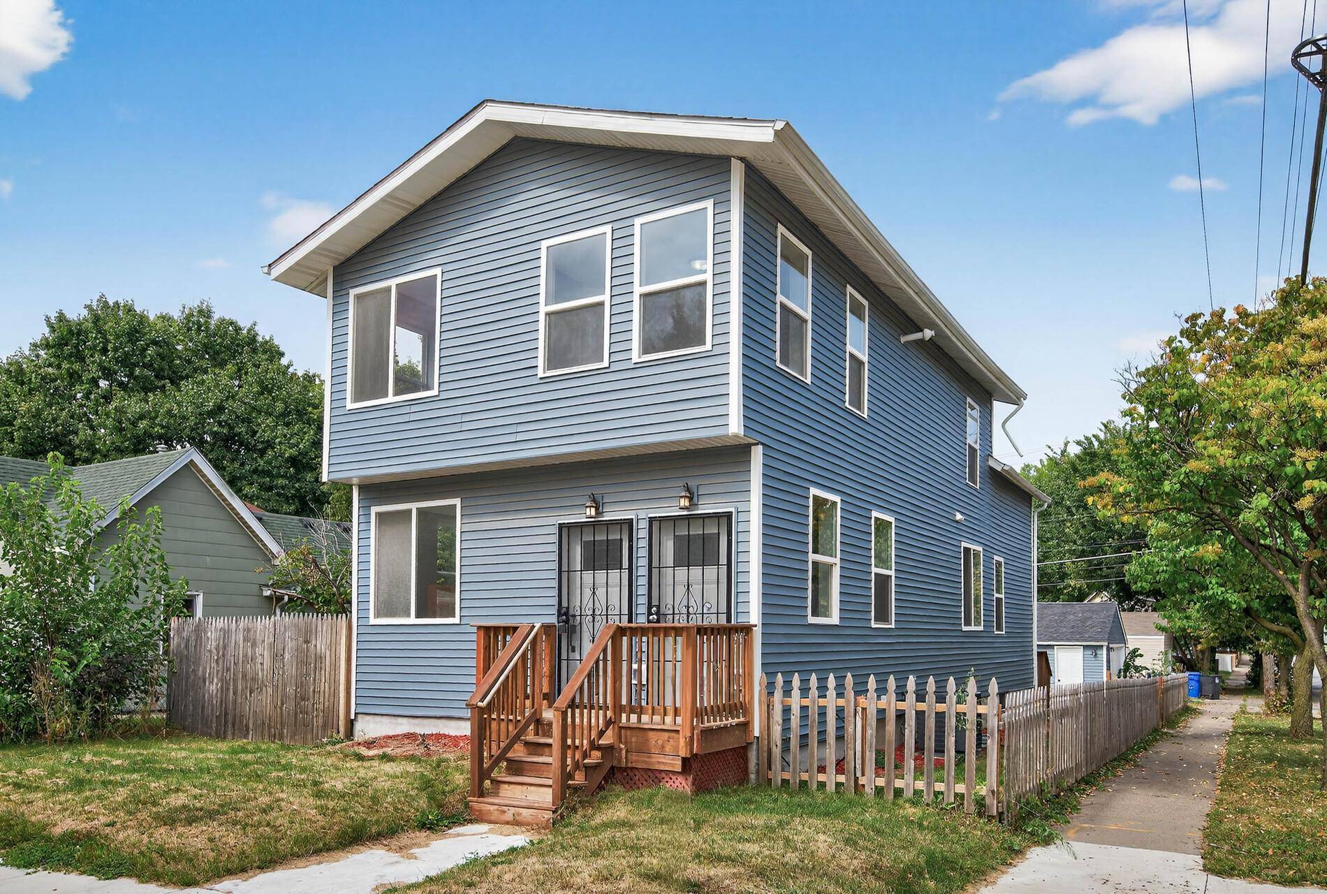 1235 Minnehaha AVE E, Saint Paul, MN 55106
