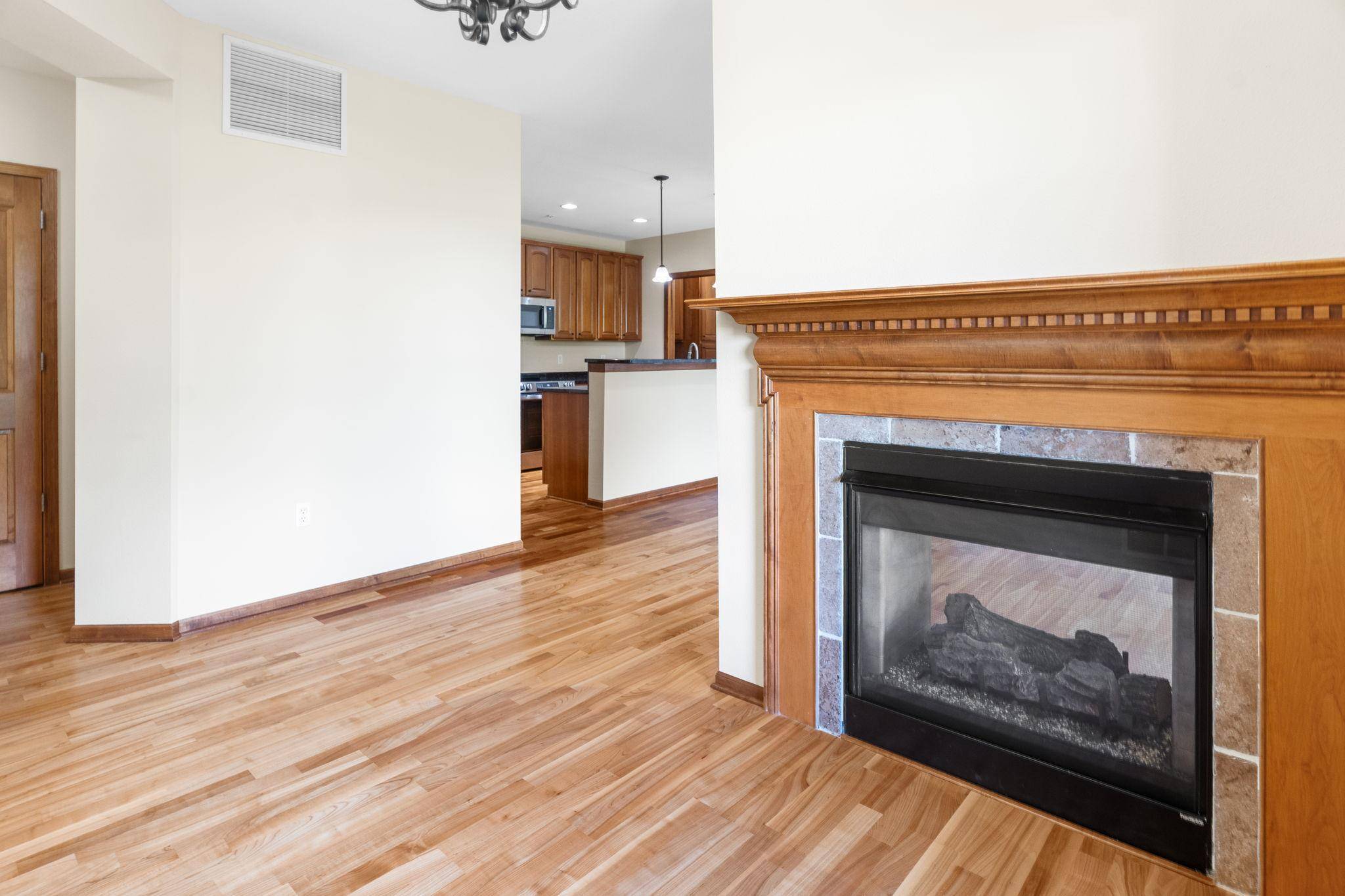 4100 Spring ST #211, Spring Park, MN 55384