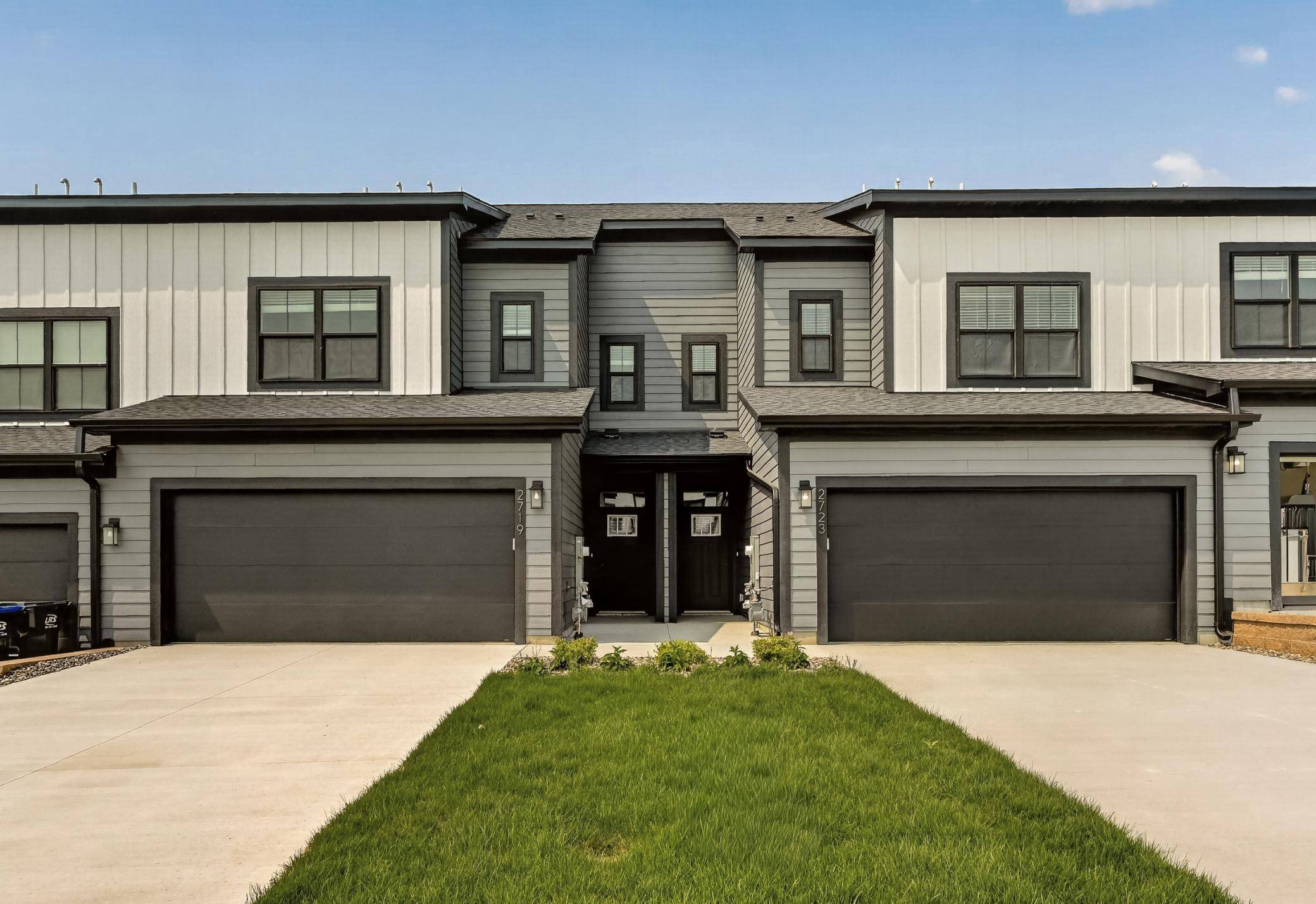 2726 Bentgrass Road NW, Rochester, MN 55901