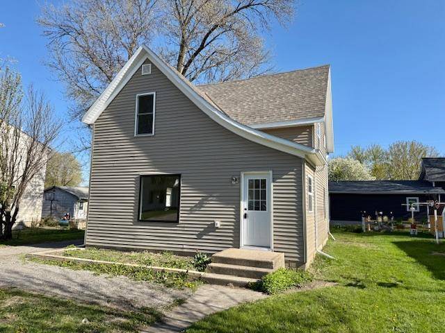 515 E Spring ST, Redwood Falls, MN 56283