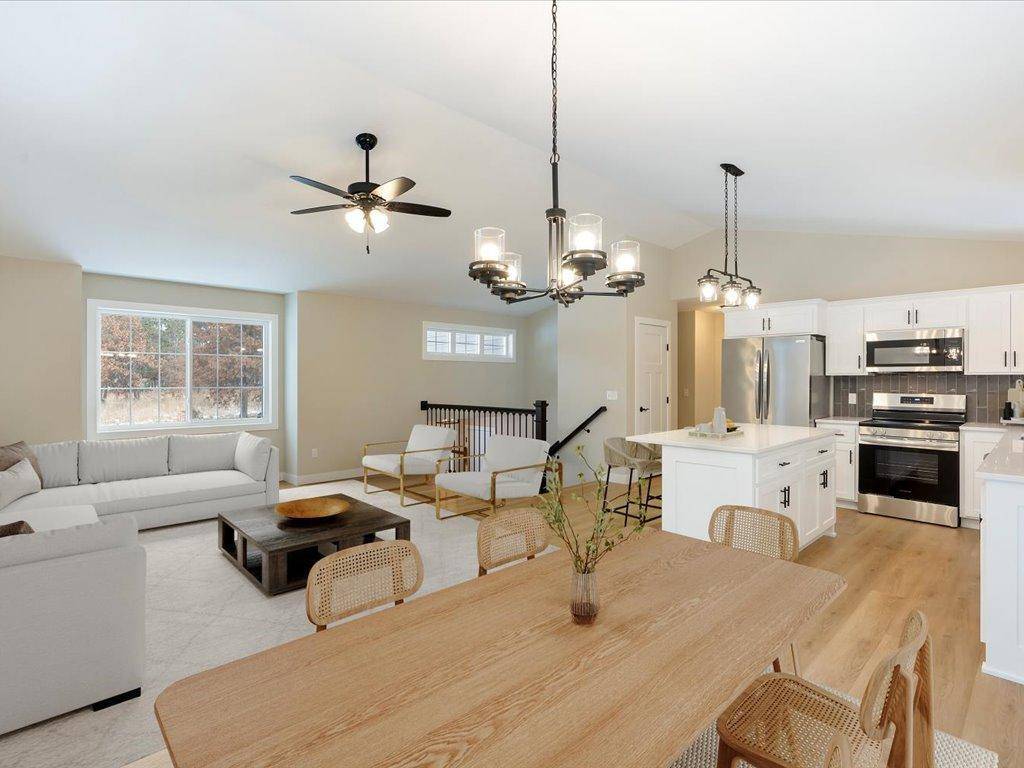 25415 Twin Leaf CIR, Nisswa, MN 56468