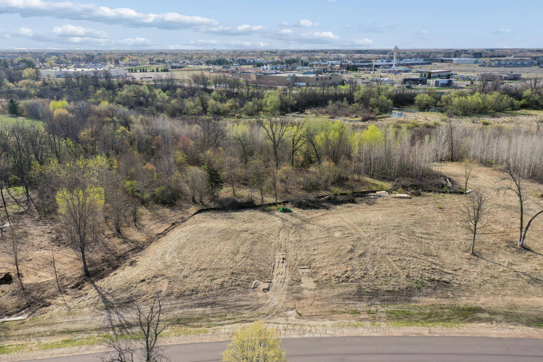 5243 389th TRL, North Branch, MN 55056