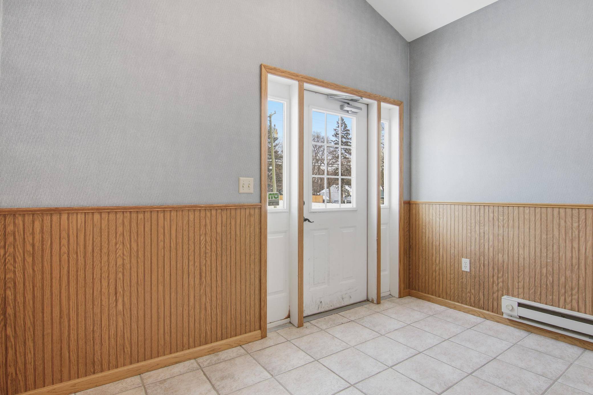 1813 Wilson ST NE, Menomonie, WI 54751