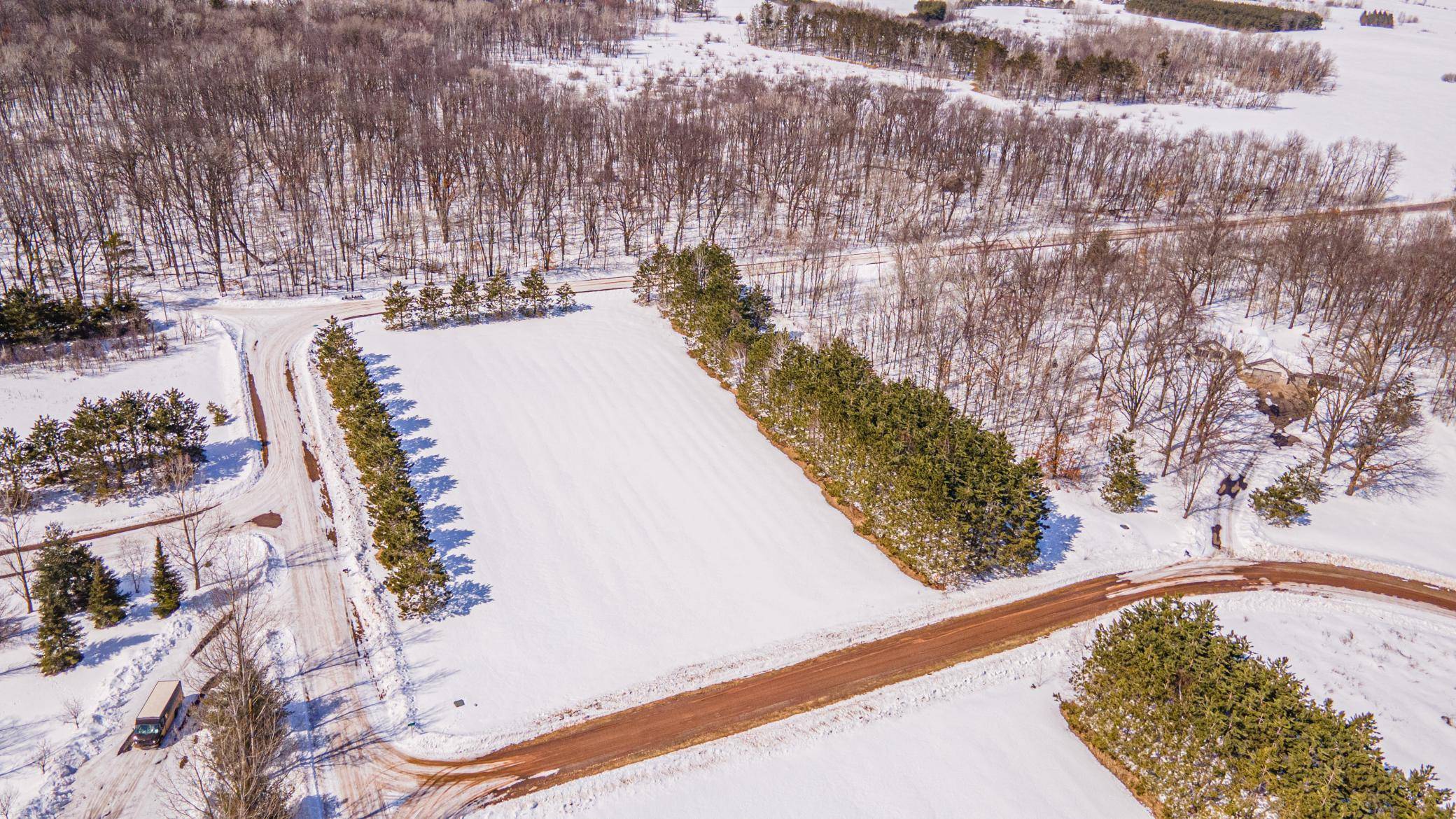 000 Mid-River RD, Pine City, MN 55063