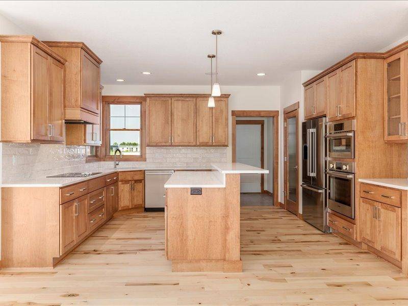 2359 Sydney LN, Hudson, WI 54016