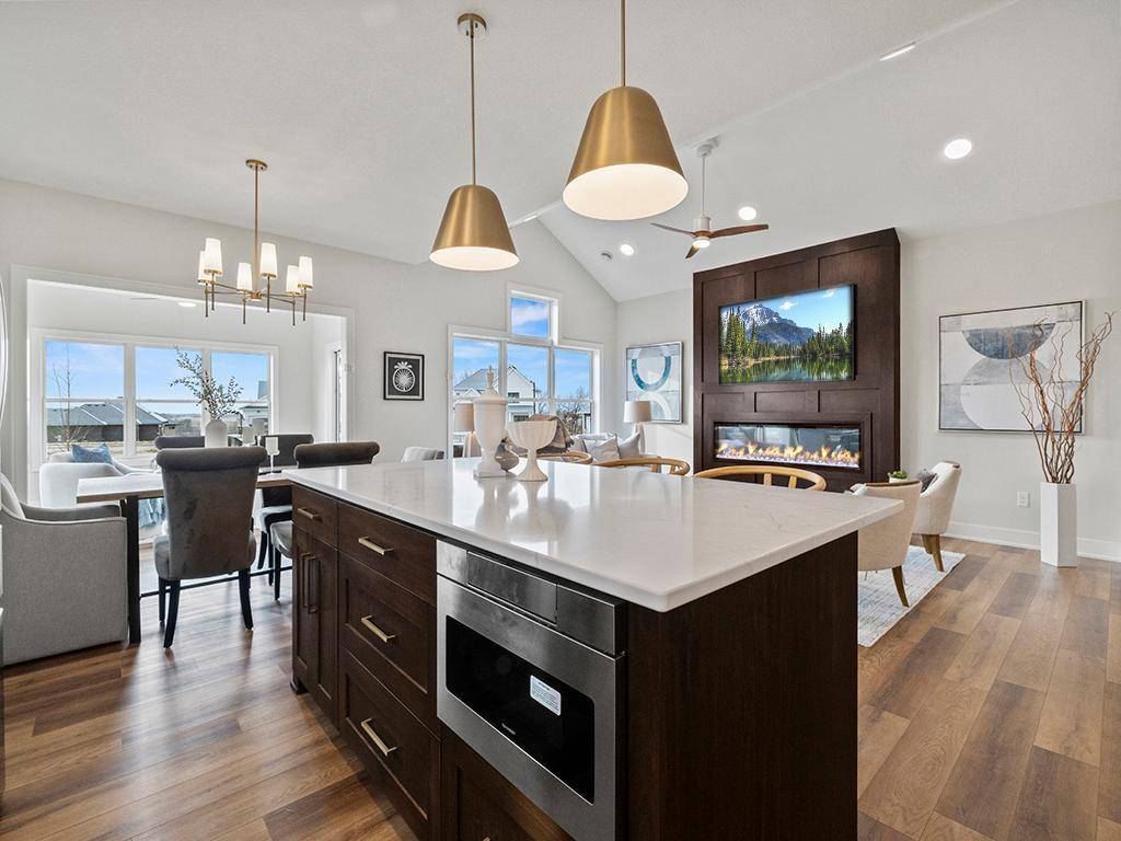 9975 Kari WAY, Elko New Market, MN 55020