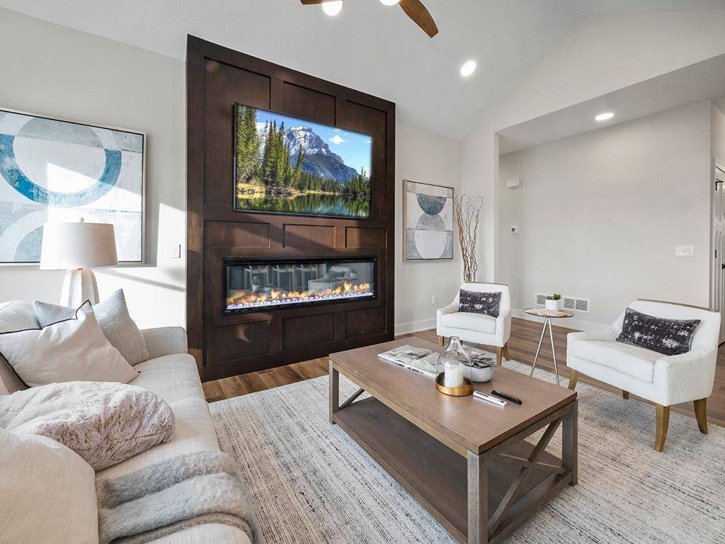 9975 Kari WAY, Elko New Market, MN 55020
