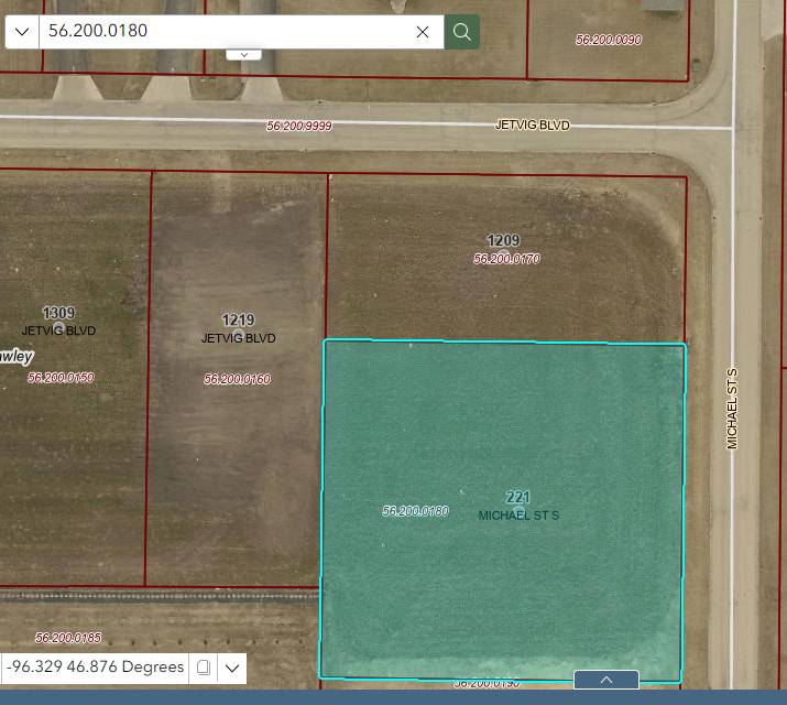 221 Michael ST S, Hawley, MN 56549