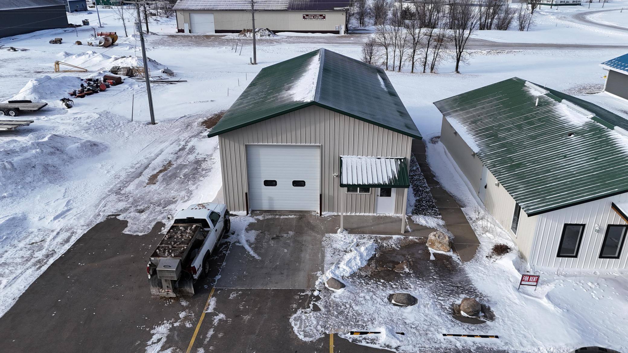 416 1/2 S Lake AVE, Battle Lake, MN 56515