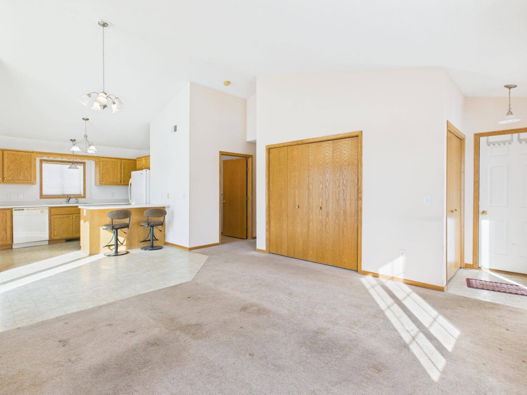 411 Bluebird ST, Mora, MN 55051