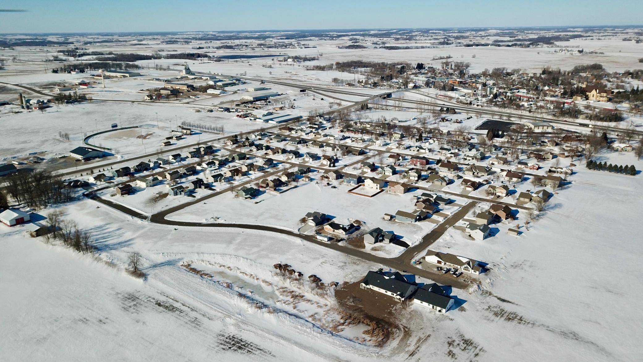 1013 E 4th AVE SE, Freeport, MN 56336