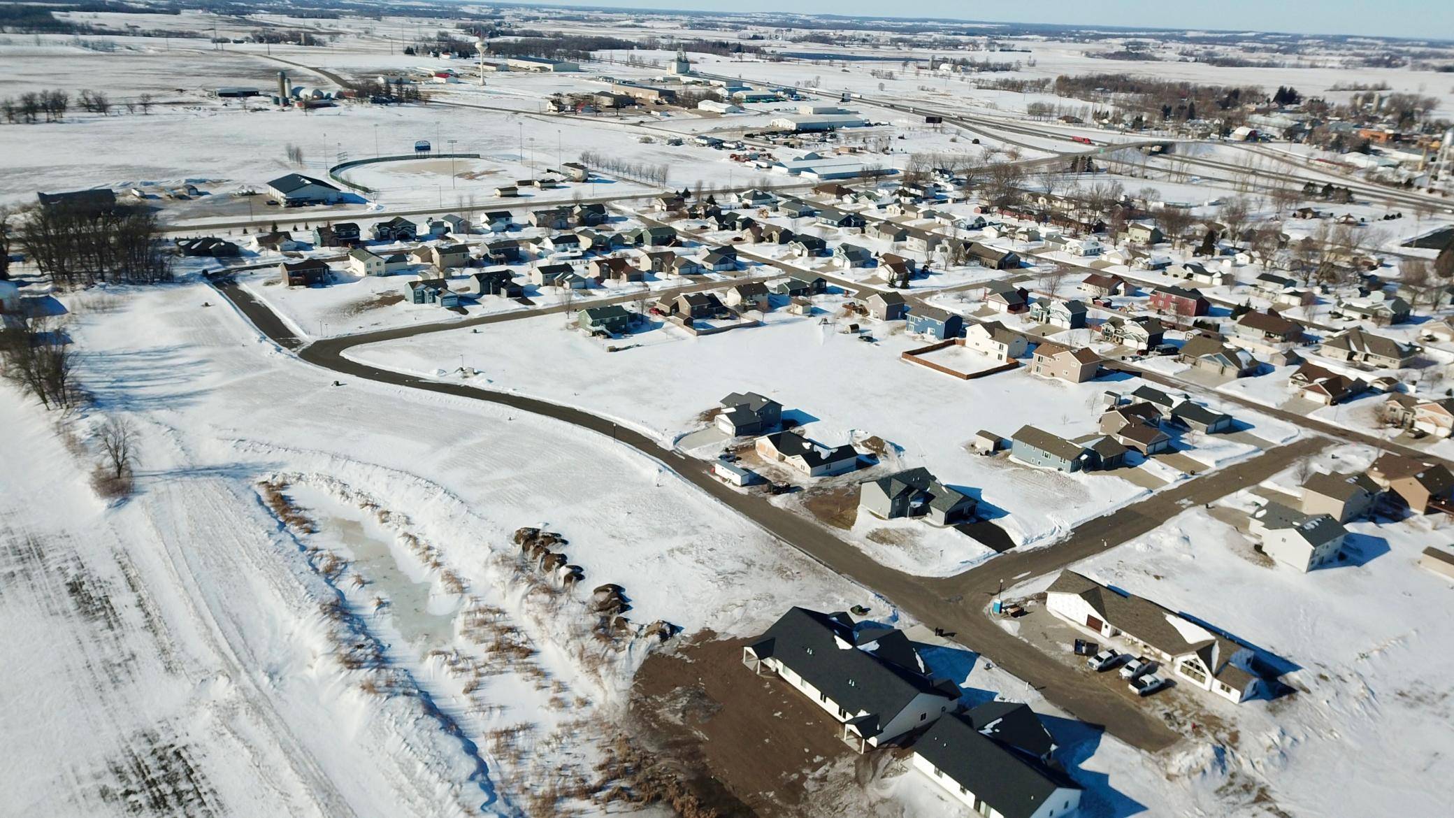 1012 E 4th AVE SE, Freeport, MN 56336