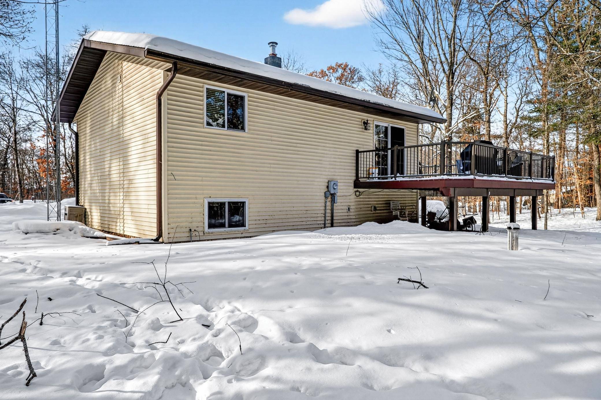 N6450 Ellsworth Lake Dr., Spooner, WI 54801