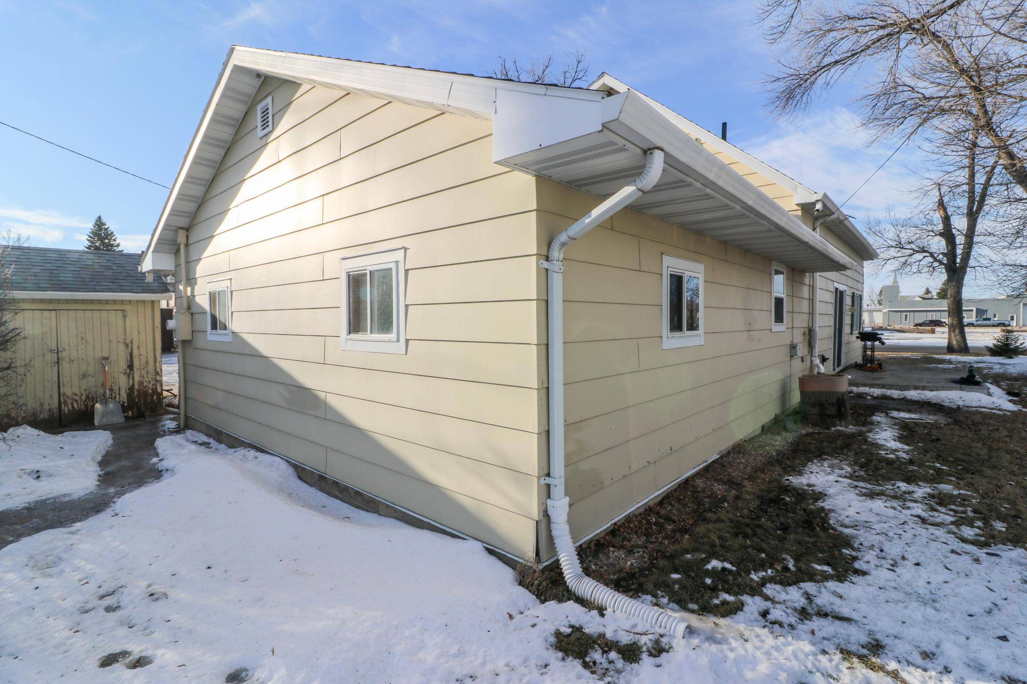 118 2nd AVE NE, Mayville, ND 58257