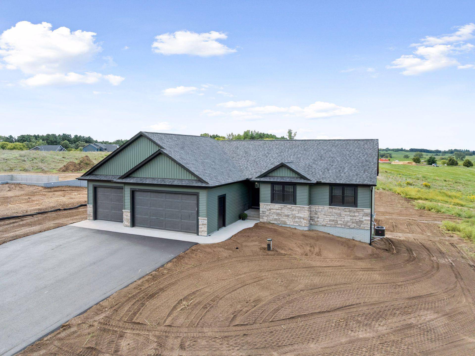 1635 75th AVE, Hammond, WI 54015