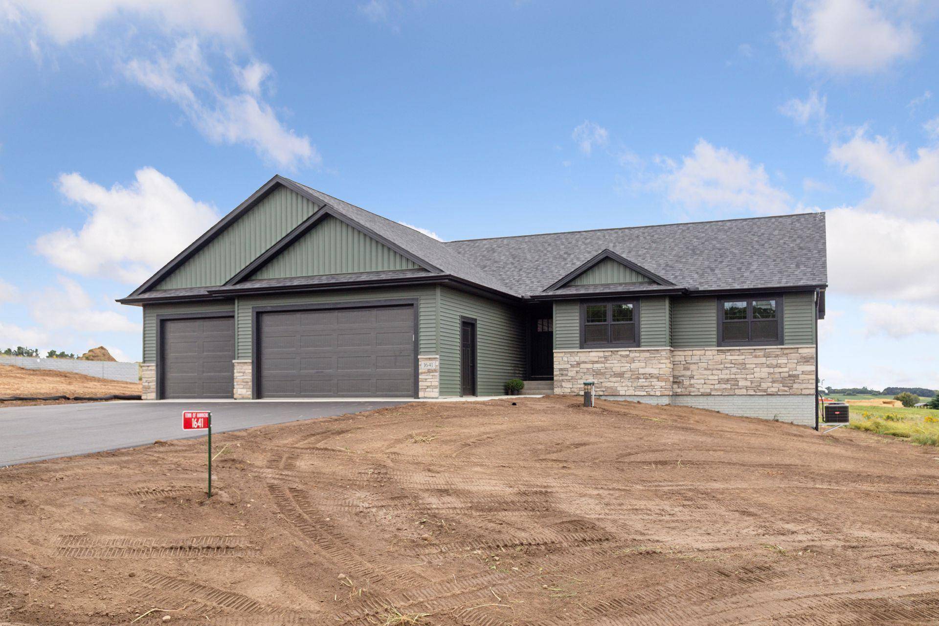 1635 75th AVE, Hammond, WI 54015