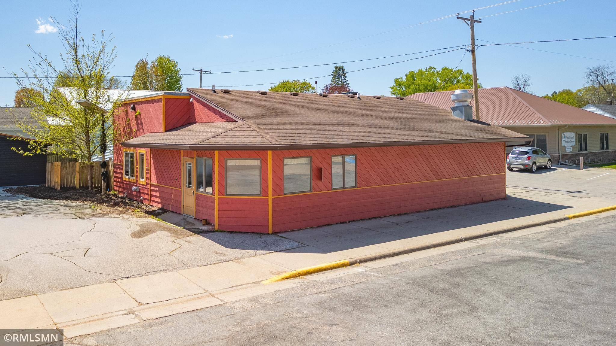 300 S Main ST, Pine Island, MN 55963