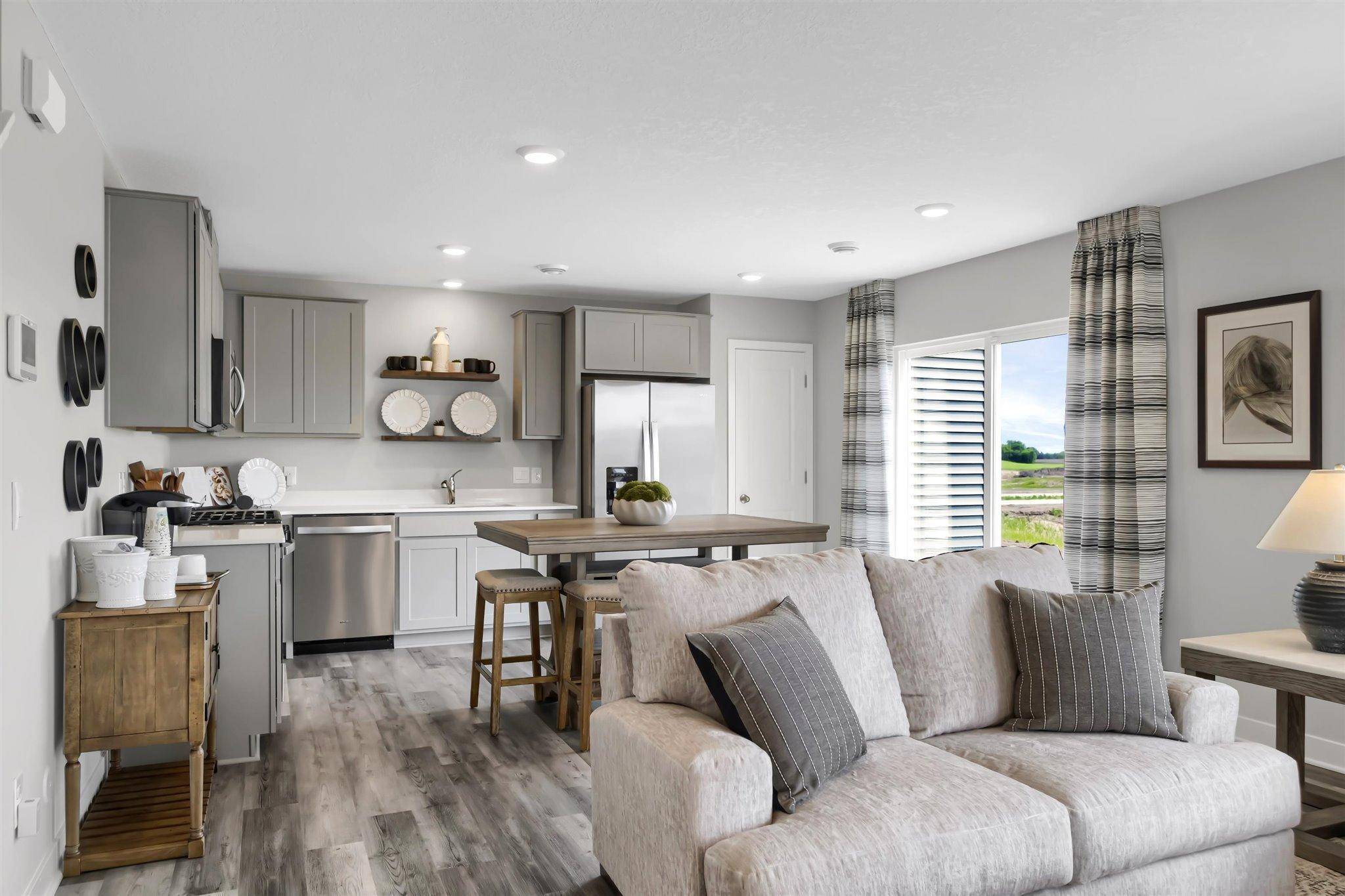 2060 Clearwater TER, Shakopee, MN 55379