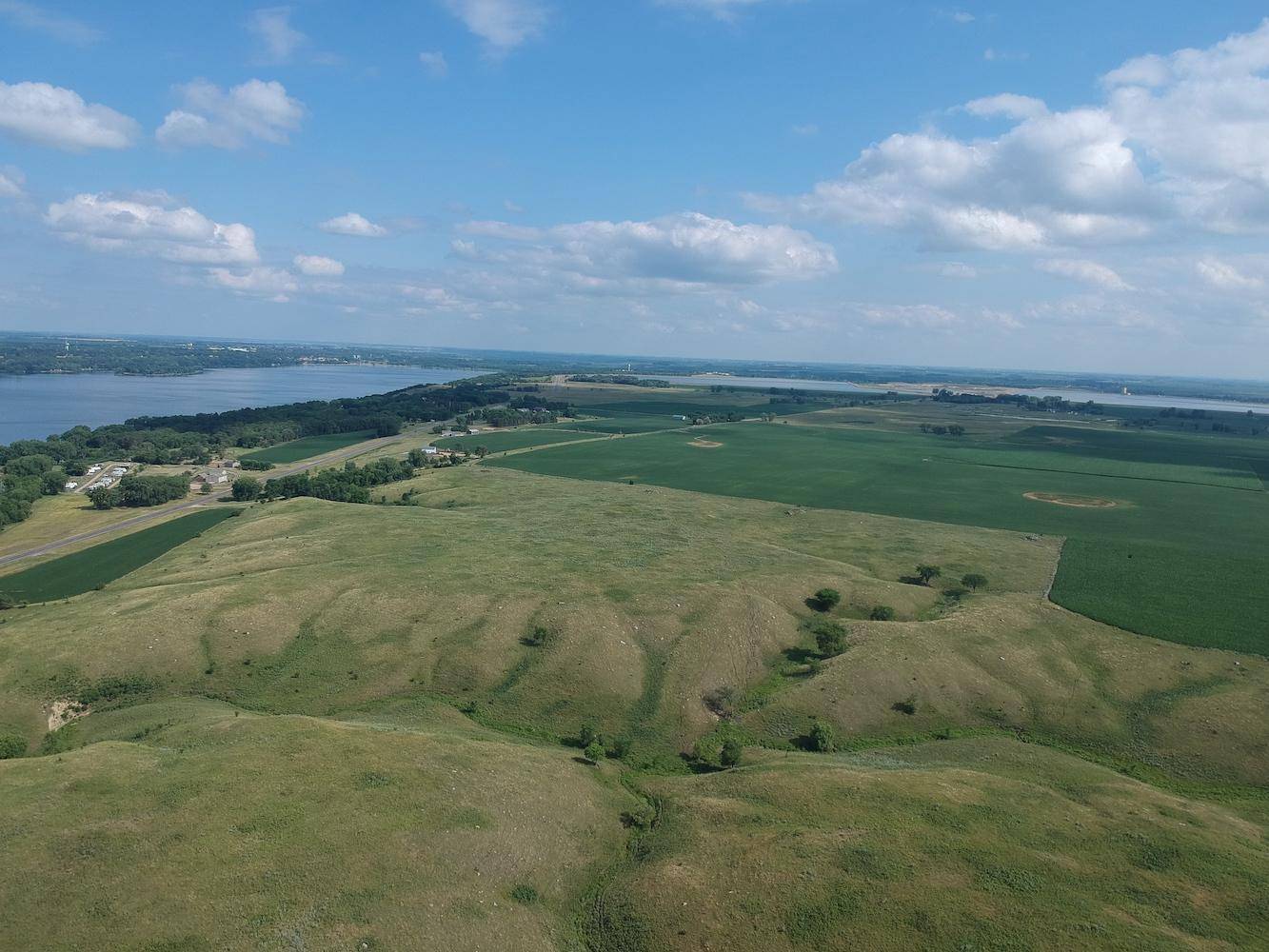 14101 Pelican Ridge, Big Stone City, SD 57216