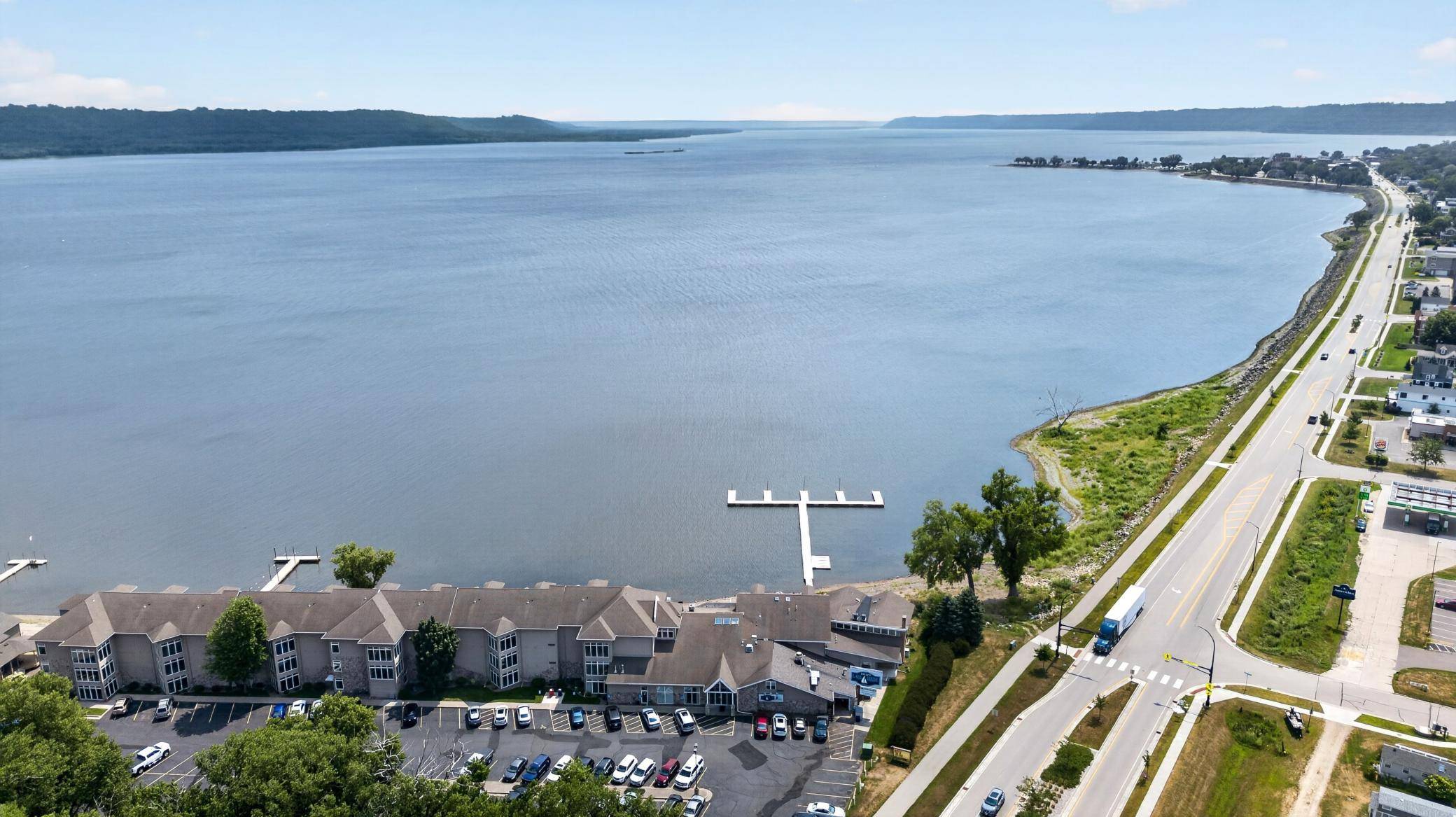 1702 N Lakeshore DR #3, Lake City, MN 55041