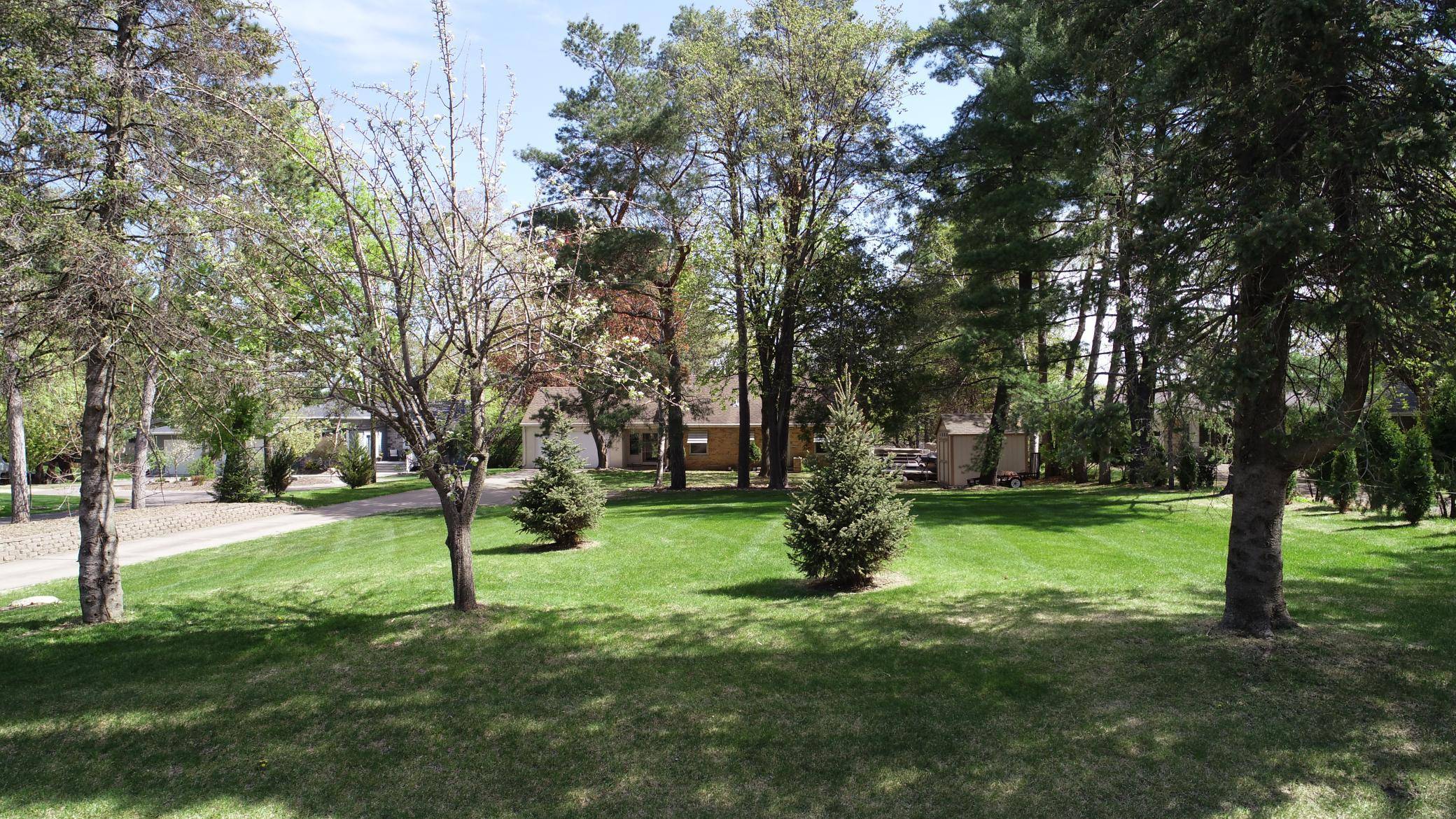 809 Bradford AVE, Champlin, MN 55316