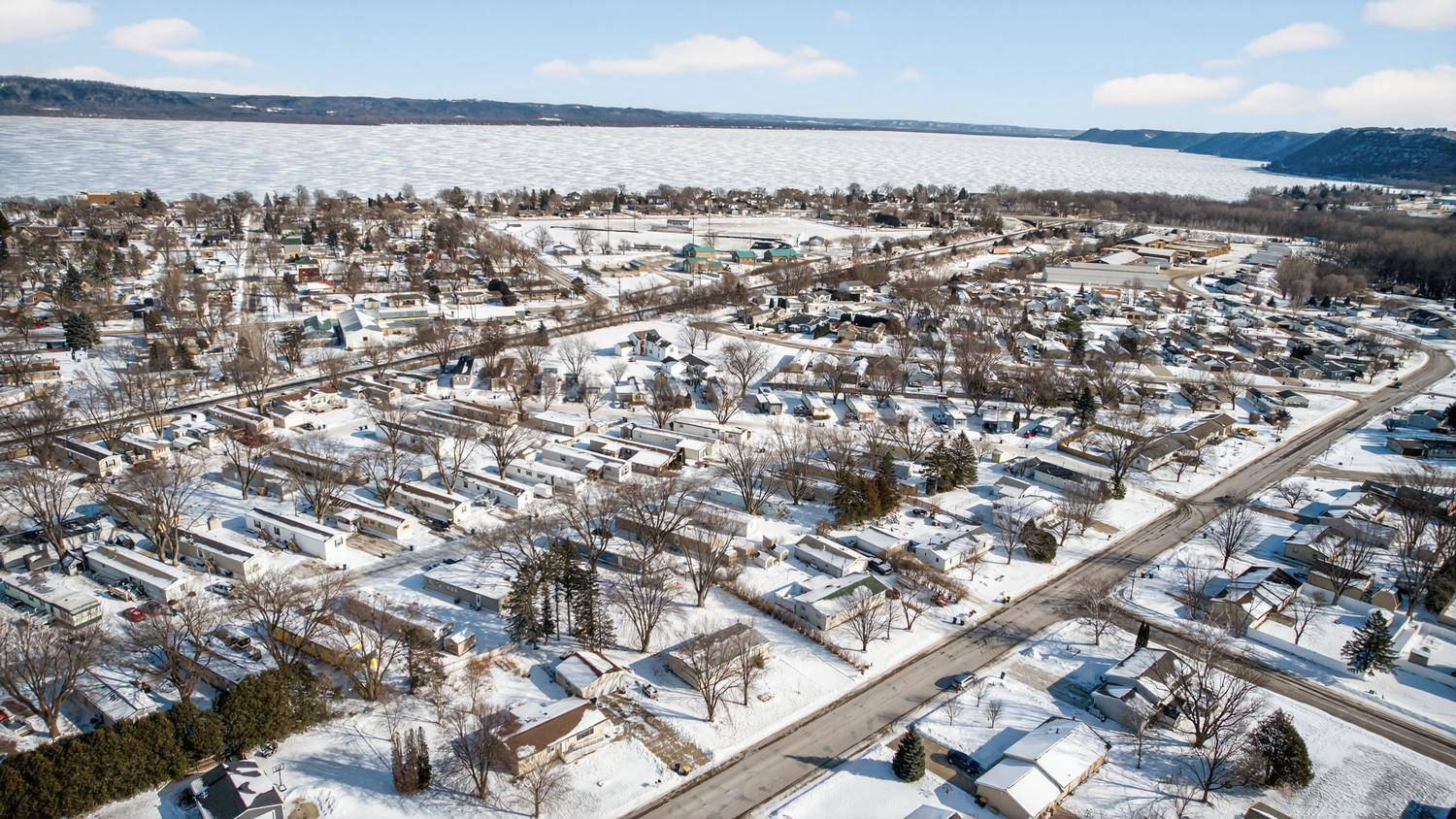 729 S 10th ST, Lake City, MN 55041