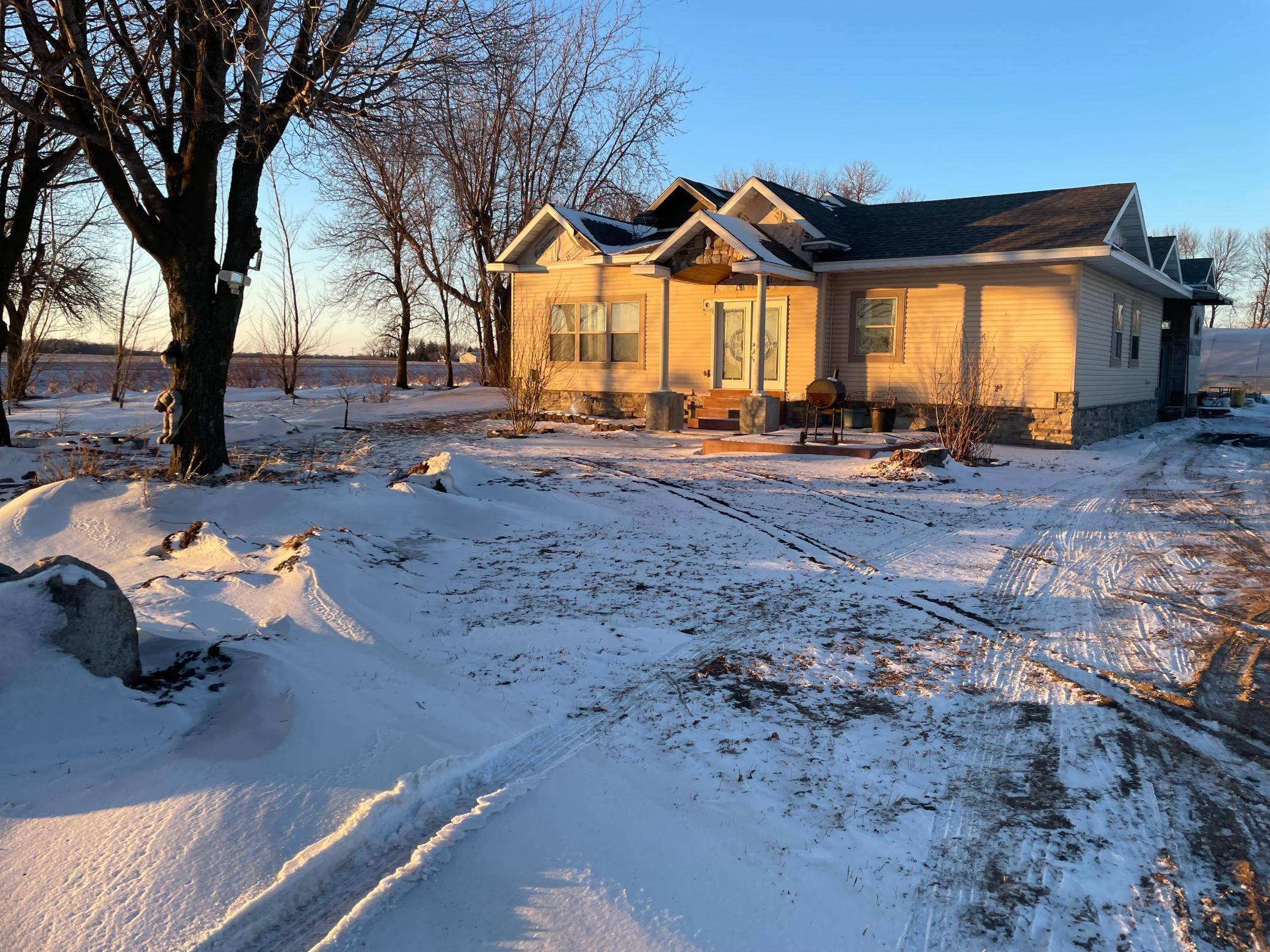54040 810th ST, Jackson, MN 56143