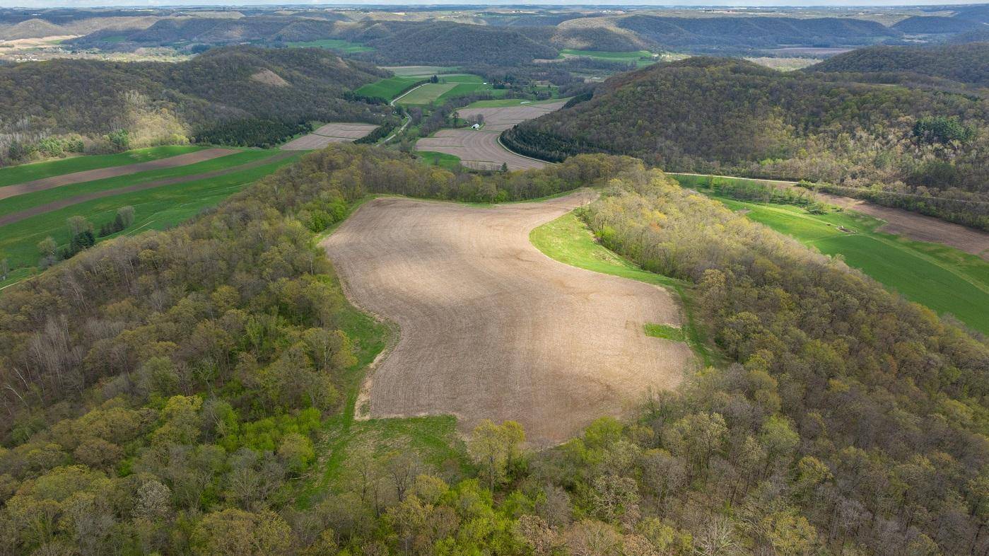 0 Yaeger Valley RD, Cochrane, WI 54622