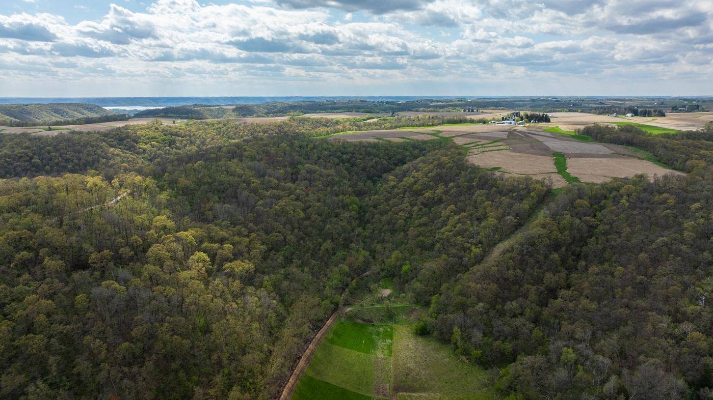 0 Yaeger Valley RD, Cochrane, WI 54622
