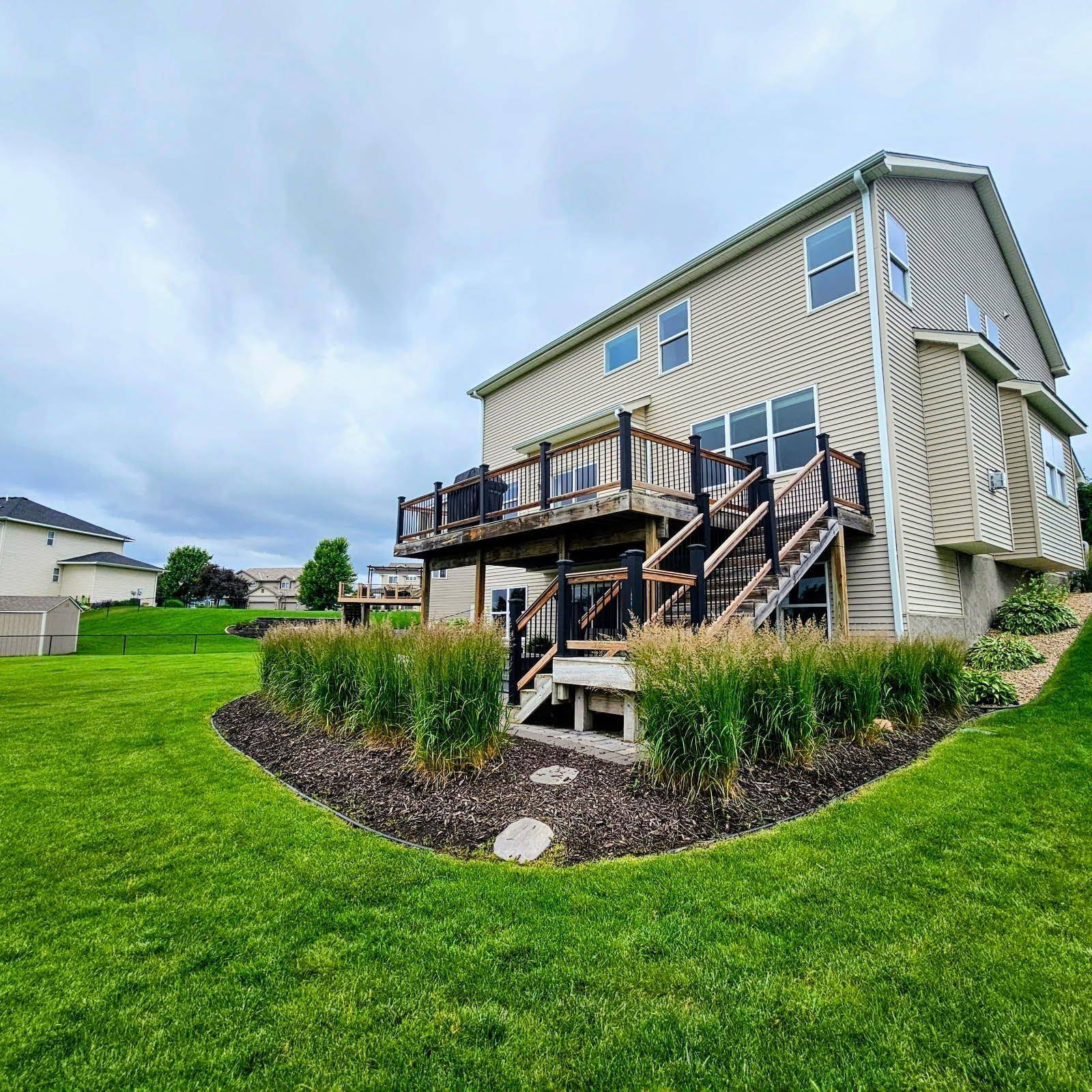 19727 Hazel Nut CT, Lakeville, MN 55044