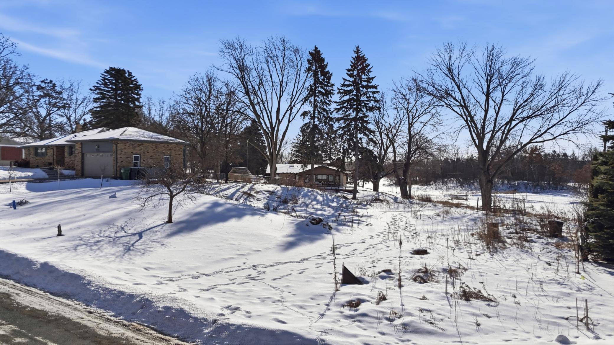 782 Randy AVE, Shoreview, MN 55126