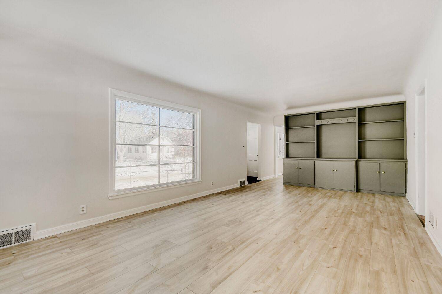 124 King ST W, Saint Paul, MN 55107