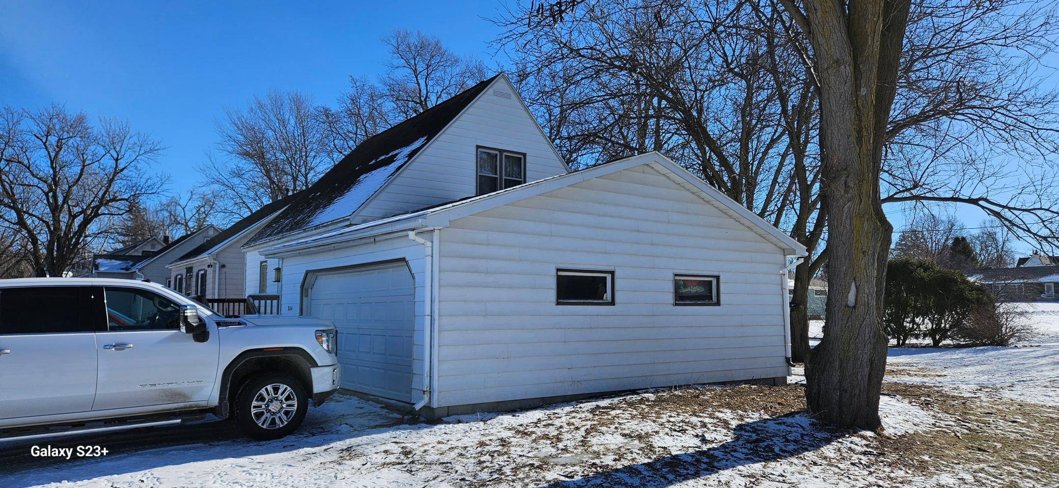 384 5th ST SW, Wells, MN 56097