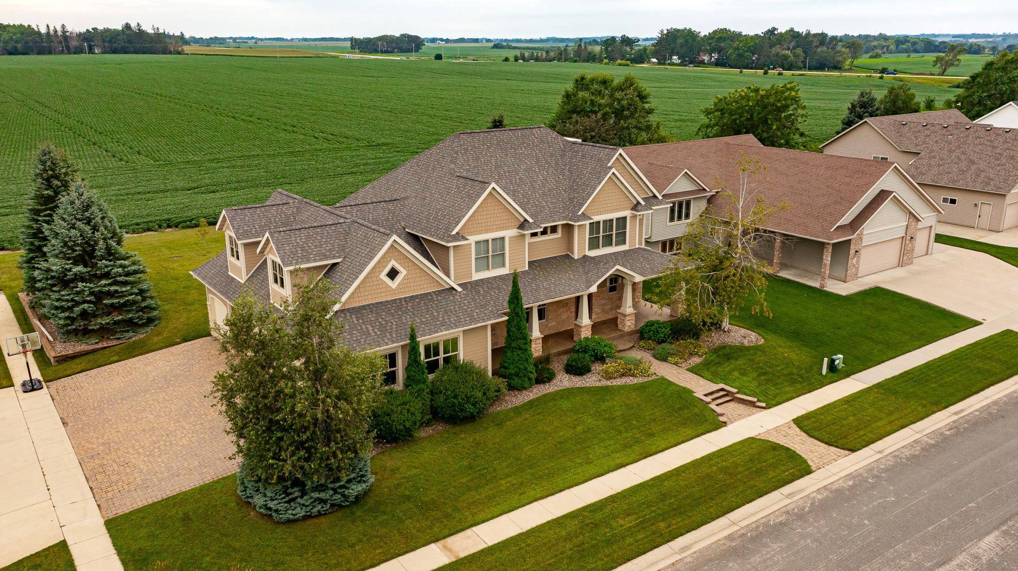 114 Prairie Stone CT SE, Stewartville, MN 55976
